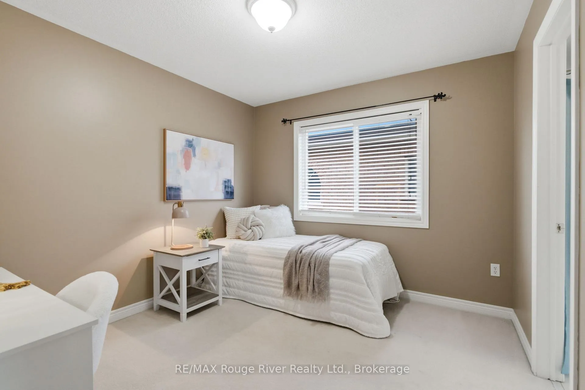 Photo 28 of 12 Covington Drive, Whitby, Brooklin — HOMEH