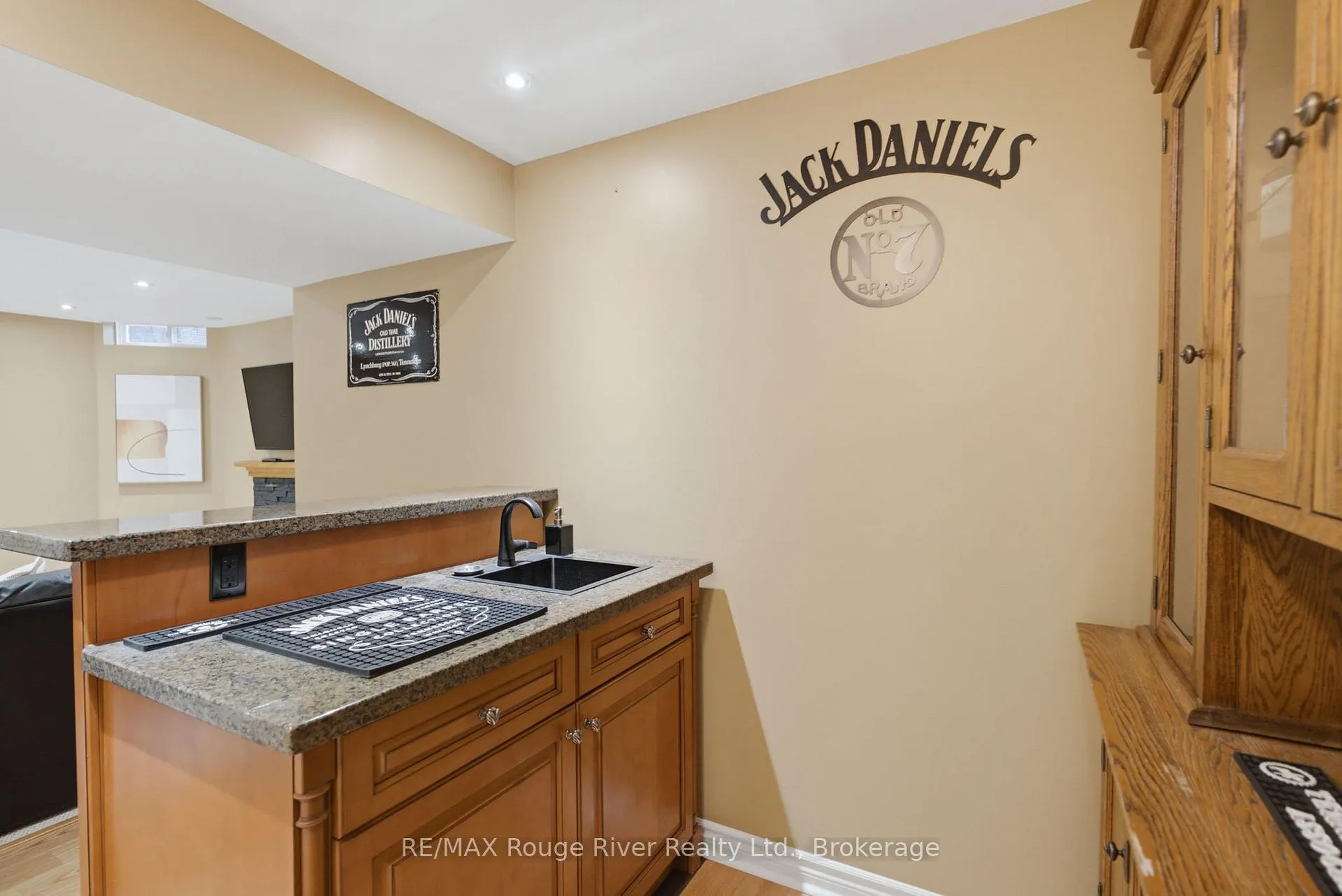 Photo 38 of 12 Covington Drive, Whitby, Brooklin — HOMEH