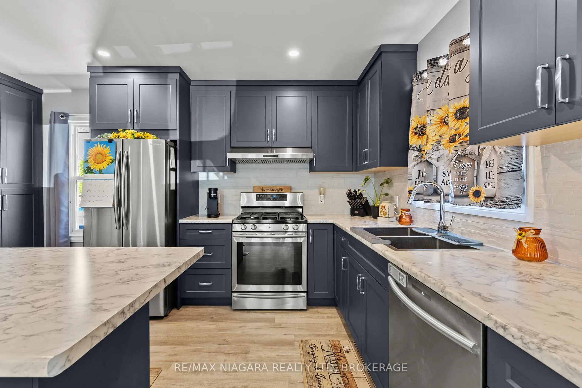 Photo 12 of 550 Lloyd Avenue, Welland, Prince Charles — HOMEH