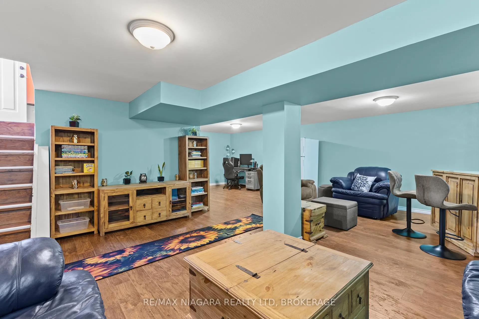 Photo 20 of 550 Lloyd Avenue, Welland, Prince Charles — HOMEH