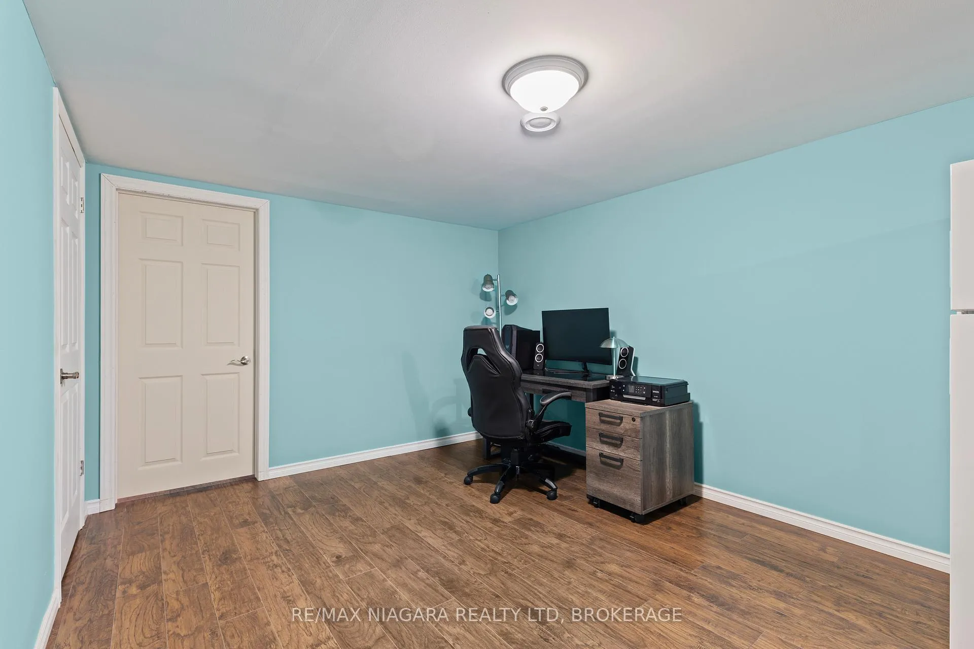 Photo 27 of 550 Lloyd Avenue, Welland, Prince Charles — HOMEH