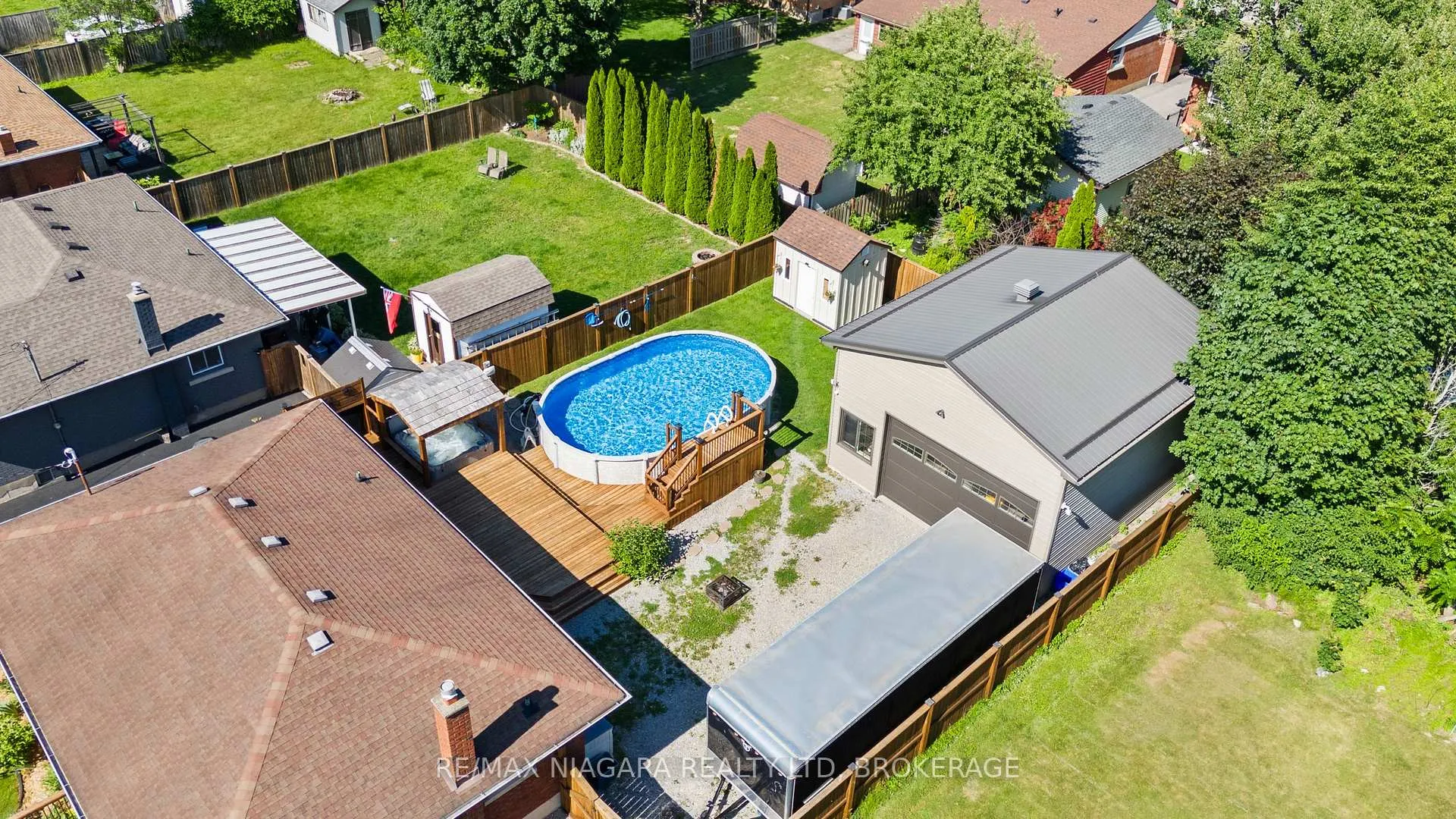 Photo 40 of 550 Lloyd Avenue, Welland, Prince Charles — HOMEH