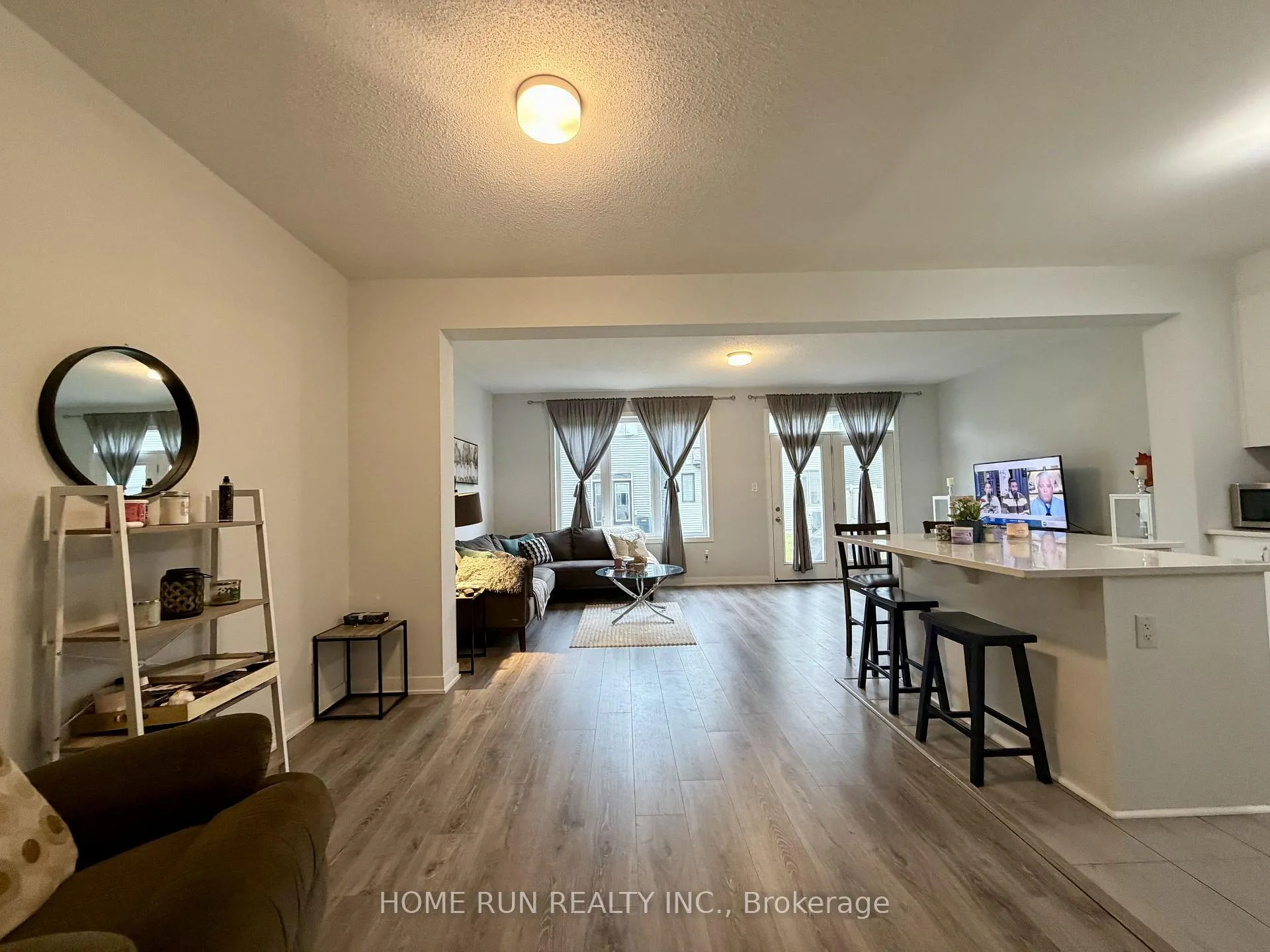 Photo 8 of 216 Billrian Cres, Ottawa, Stittsville (North) — HOMEH