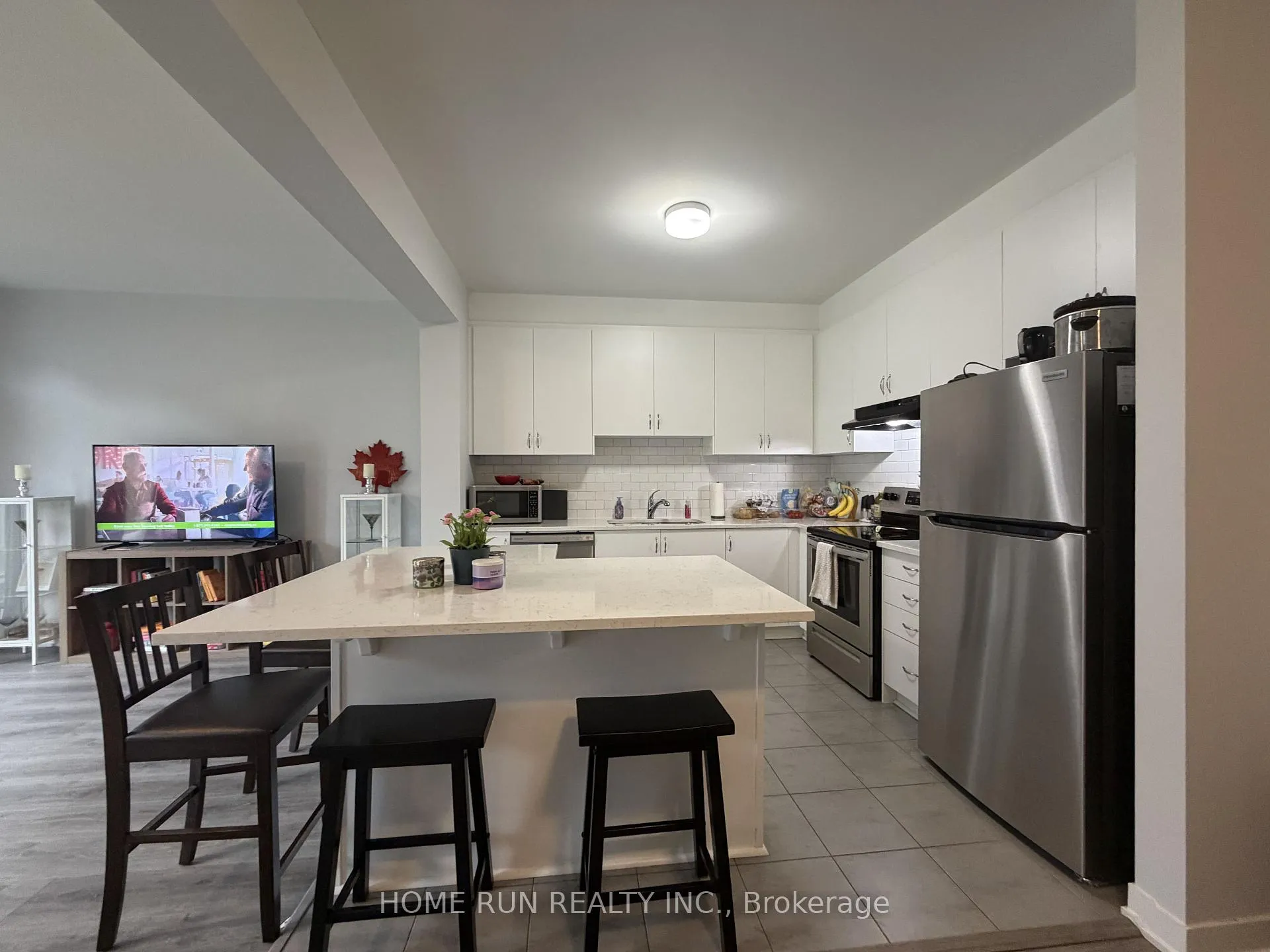 Photo 12 of 216 Billrian Cres, Ottawa, Stittsville (North) — HOMEH