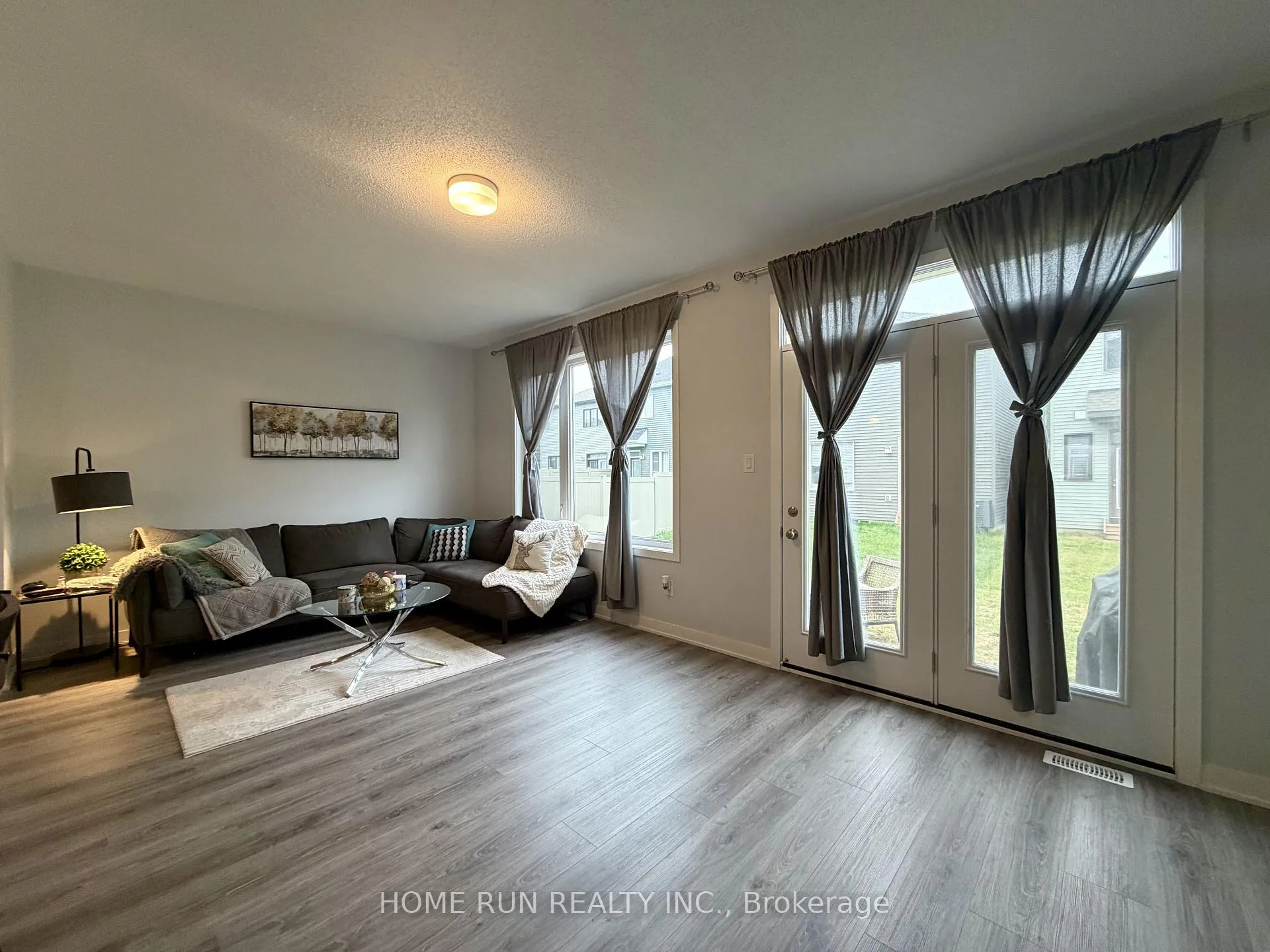 Photo 13 of 216 Billrian Cres, Ottawa, Stittsville (North) — HOMEH