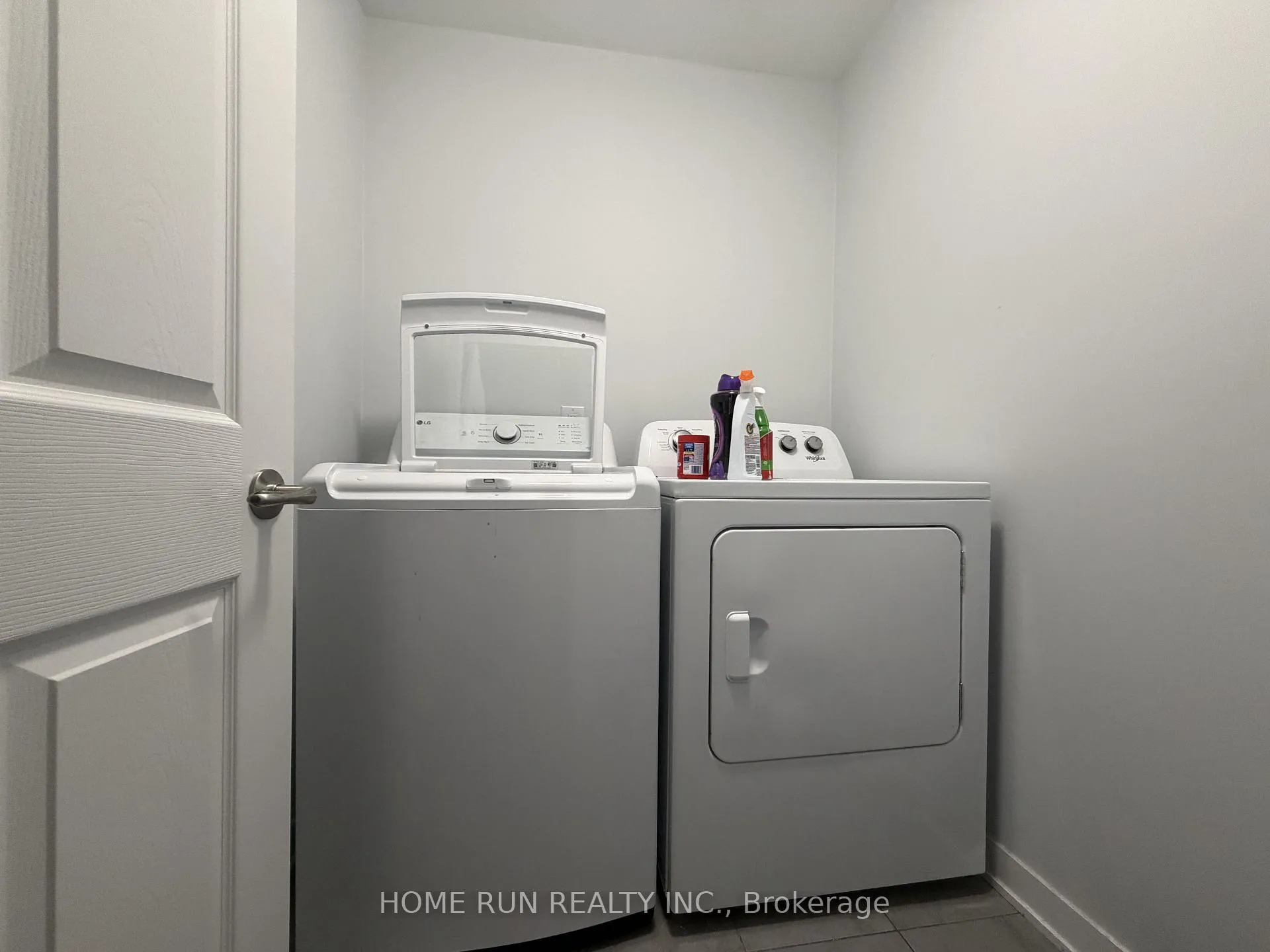 Photo 18 of 216 Billrian Cres, Ottawa, Stittsville (North) — HOMEH