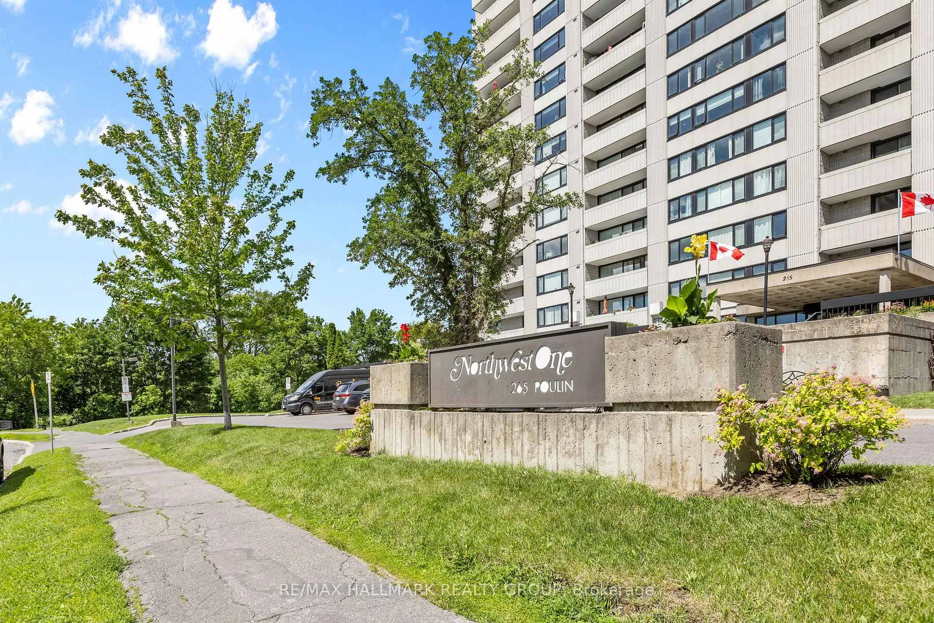 Photo 2 of Unit 805, 265 Poulin Avenue, Ottawa, Britannia — HOMEH