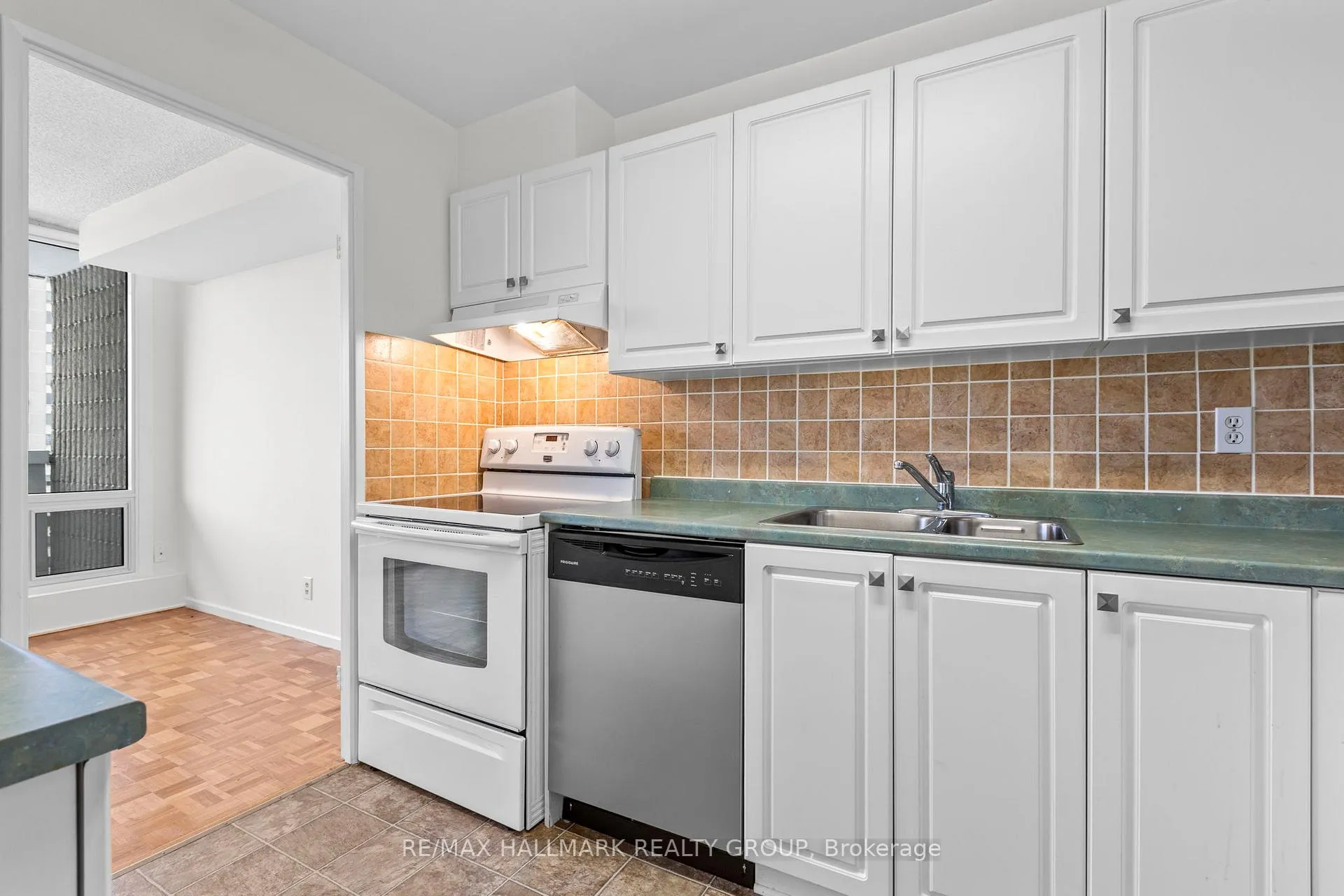 Photo 9 of Unit 805, 265 Poulin Avenue, Ottawa, Britannia — HOMEH