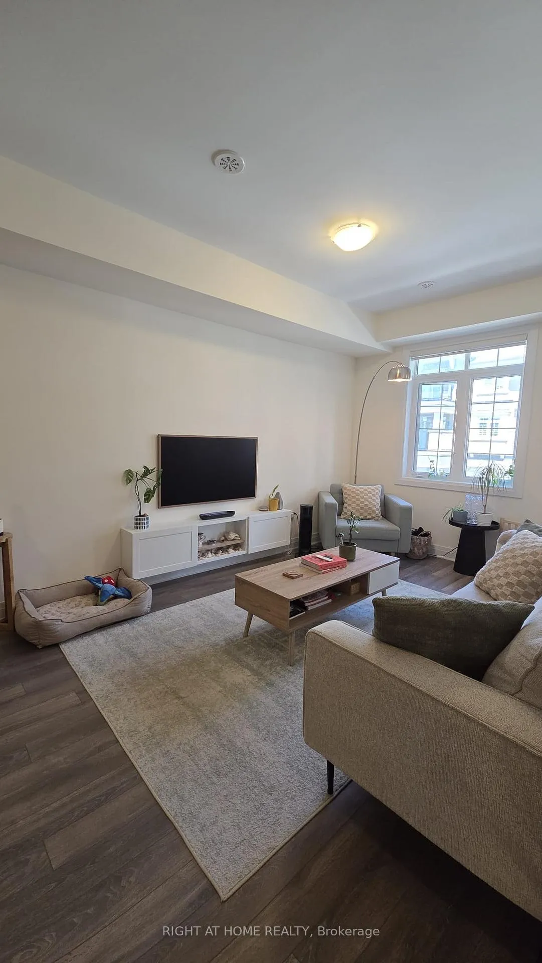 Photo 3 of Unit 29, 305 Garner Road W, Hamilton, Ancaster — HOMEH