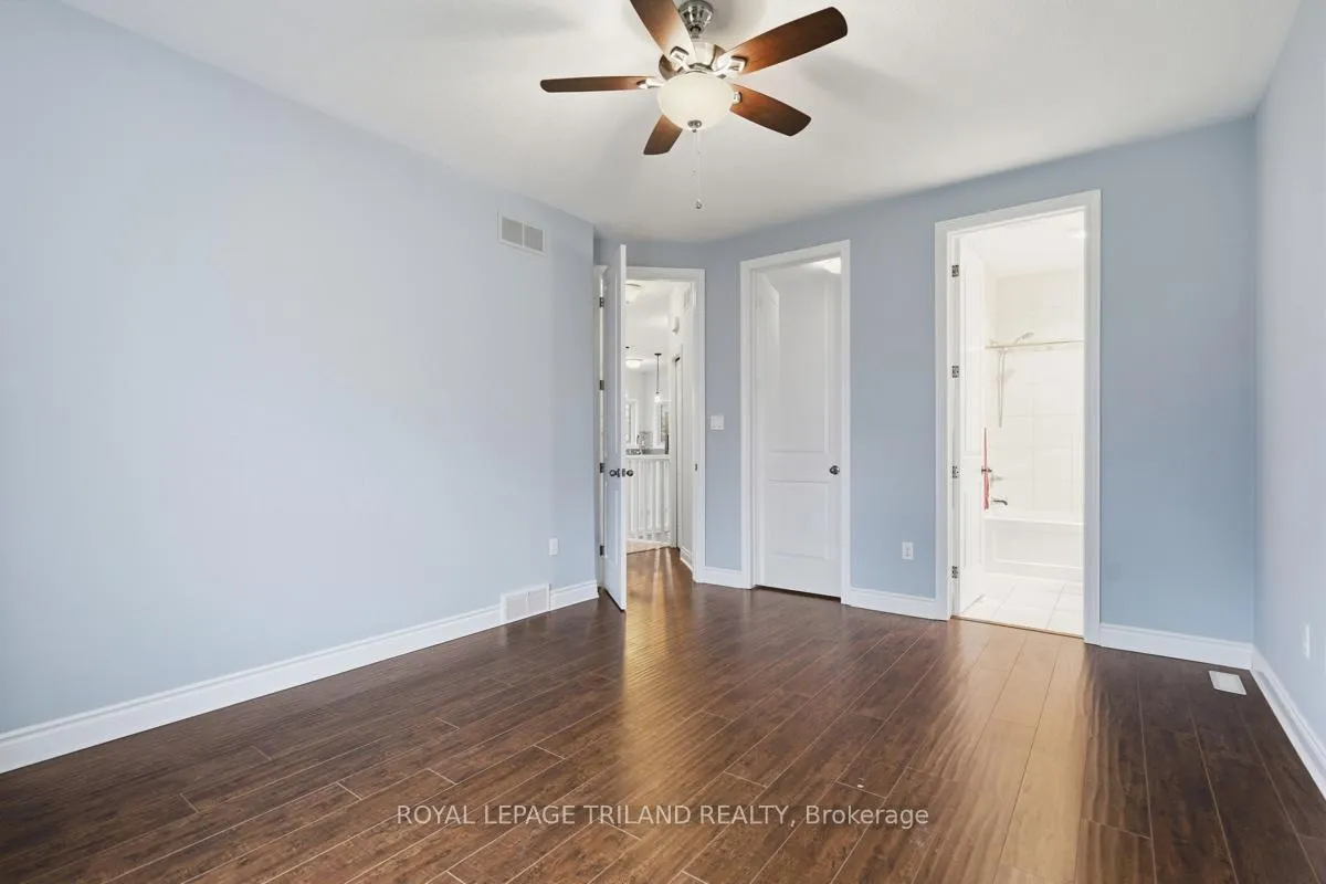 Photo 20 of 989 Roulston Crescent, London, North M — HOMEH