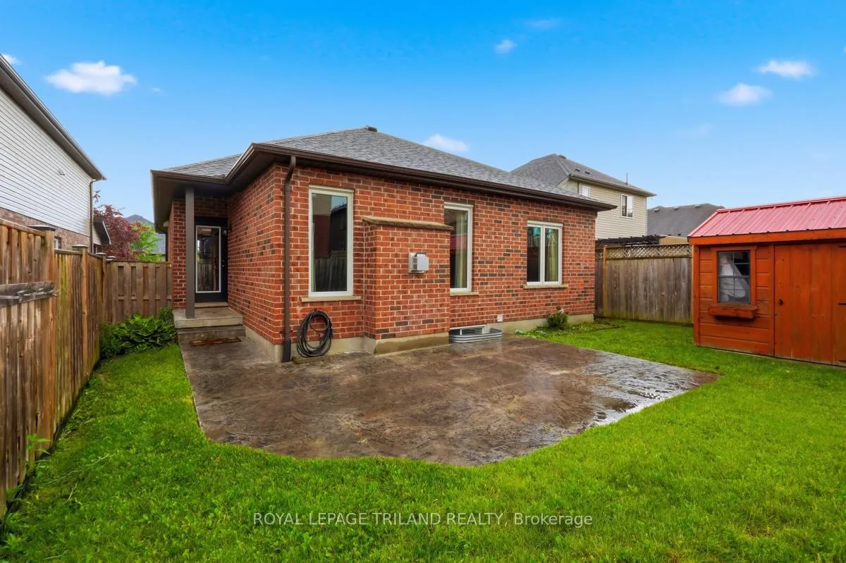 Photo 35 of 989 Roulston Crescent, London, North M — HOMEH
