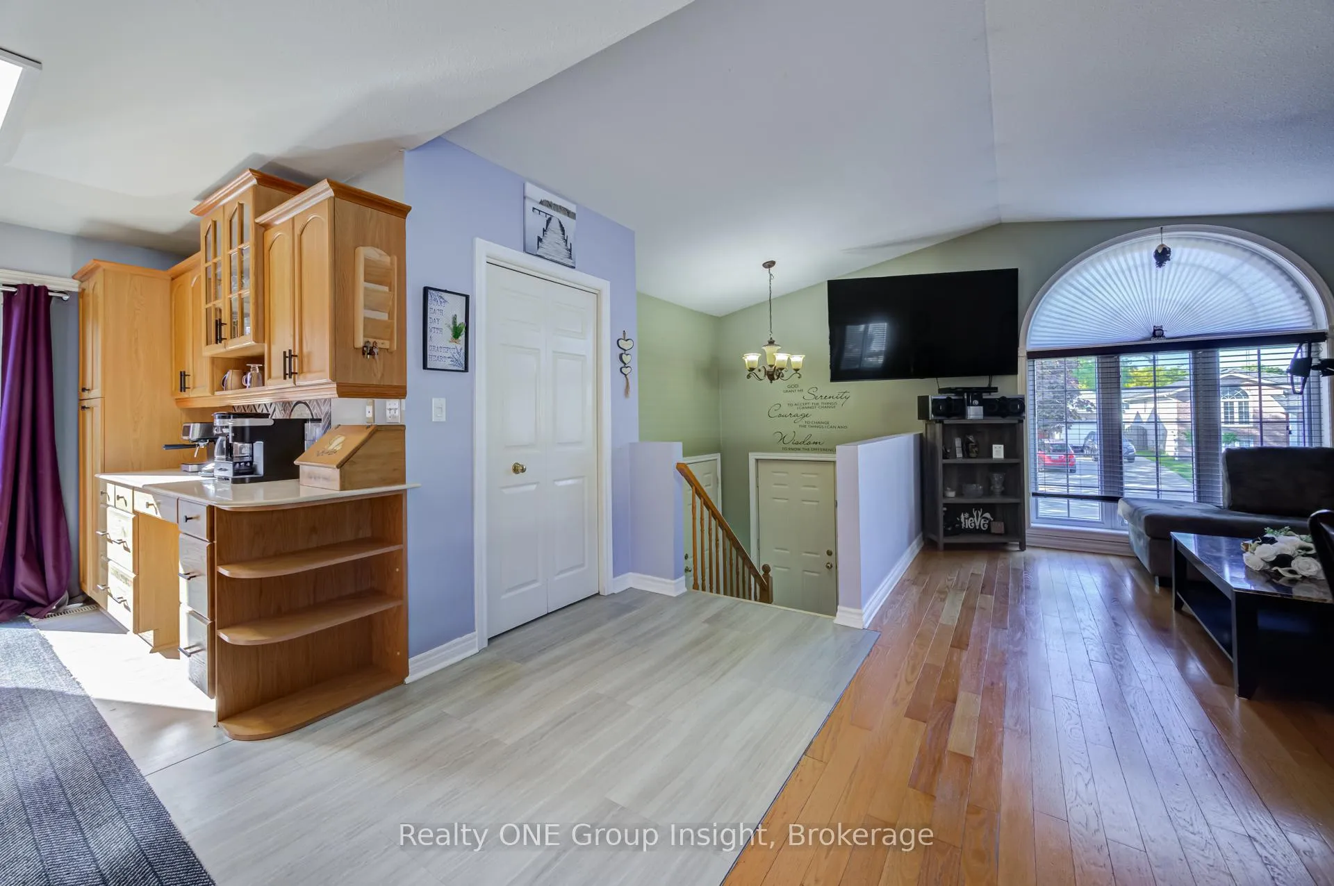 Photo 9 of 7880 Ascot Circle, Niagara Falls, Ascot — HOMEH