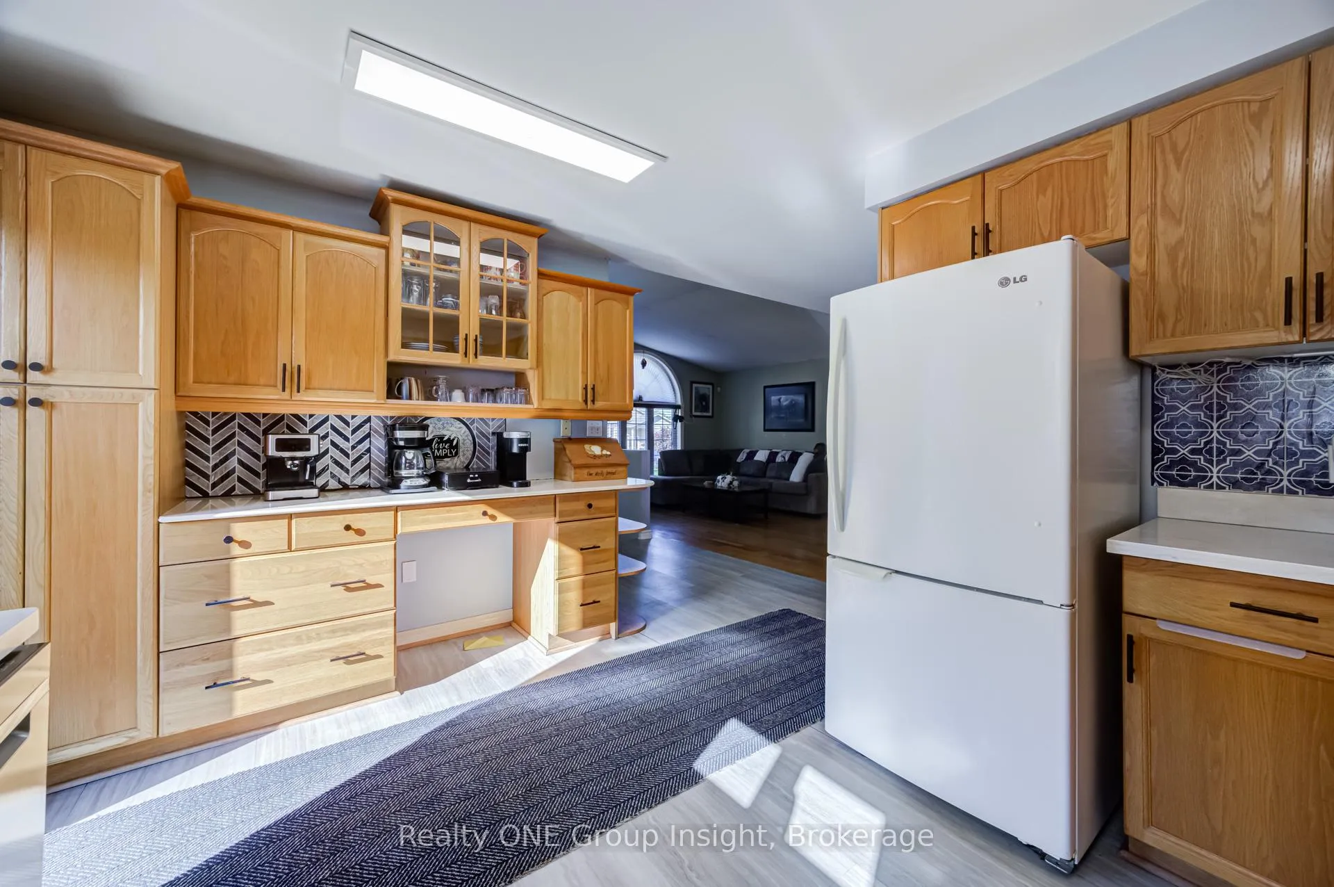 Photo 12 of 7880 Ascot Circle, Niagara Falls, Ascot — HOMEH