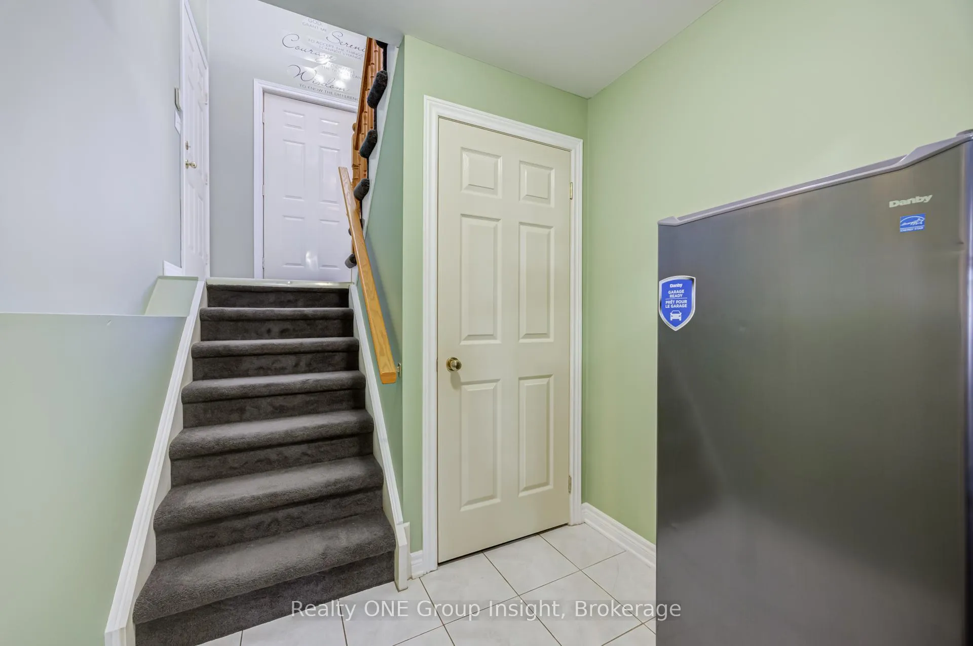 Photo 27 of 7880 Ascot Circle, Niagara Falls, Ascot — HOMEH