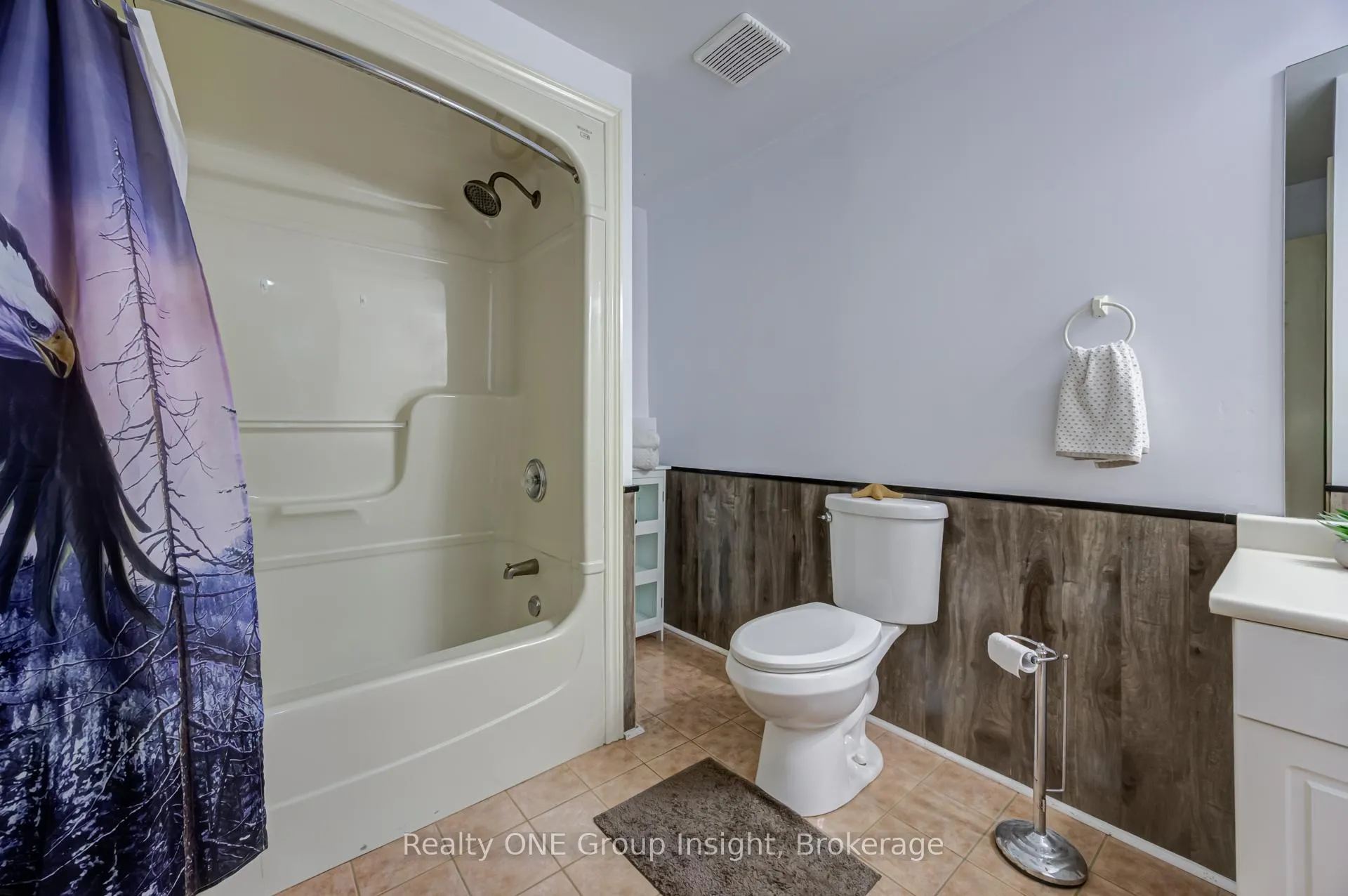Photo 32 of 7880 Ascot Circle, Niagara Falls, Ascot — HOMEH