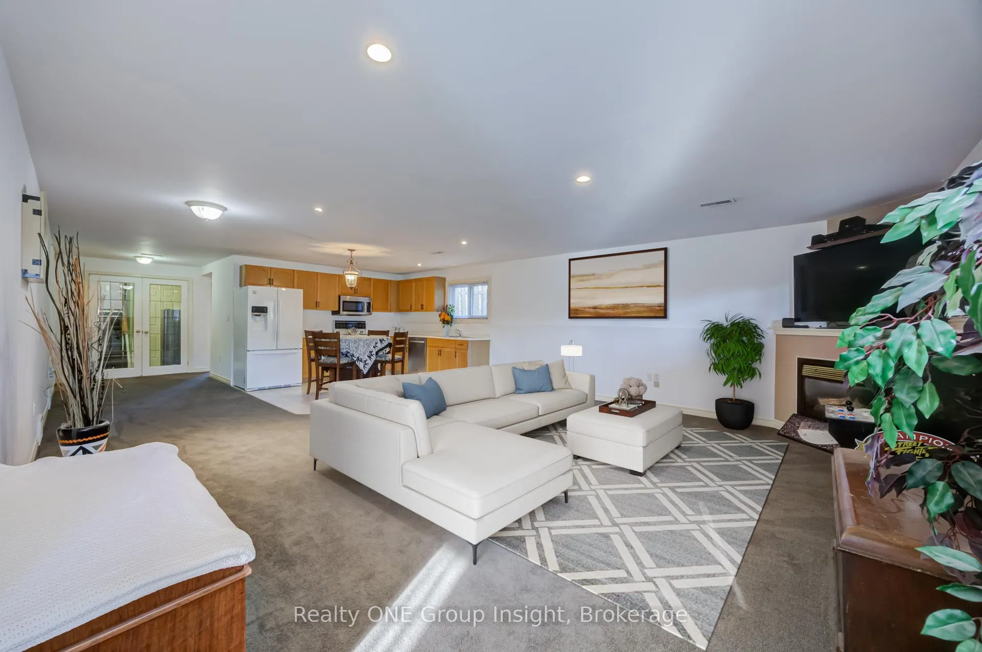 Photo 40 of 7880 Ascot Circle, Niagara Falls, Ascot — HOMEH