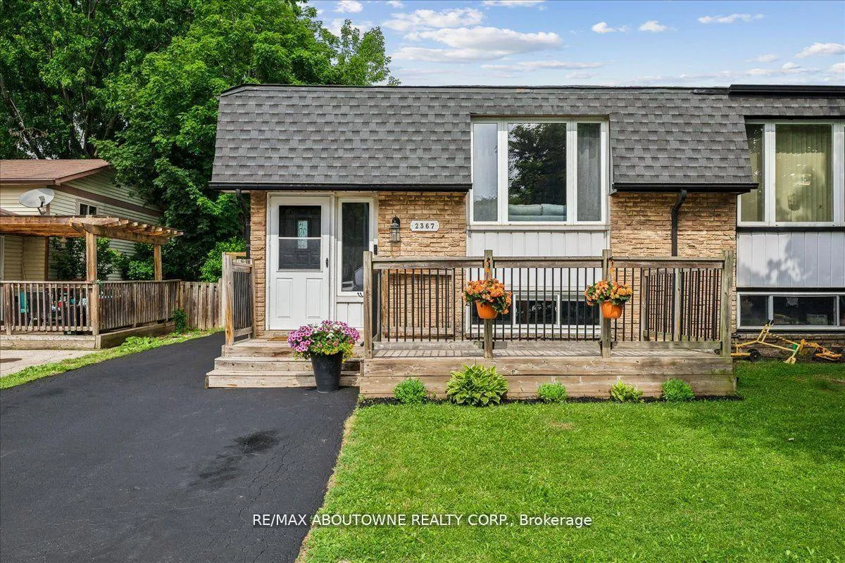 Photo 31 of 2367 Middlesmoor Crescent, Burlington, Brant Hills — HOMEH