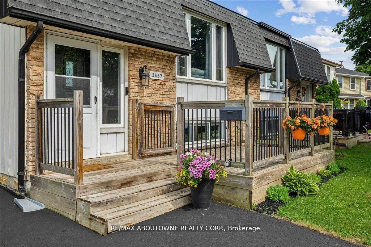Photo 32 of 2367 Middlesmoor Crescent, Burlington, Brant Hills — HOMEH