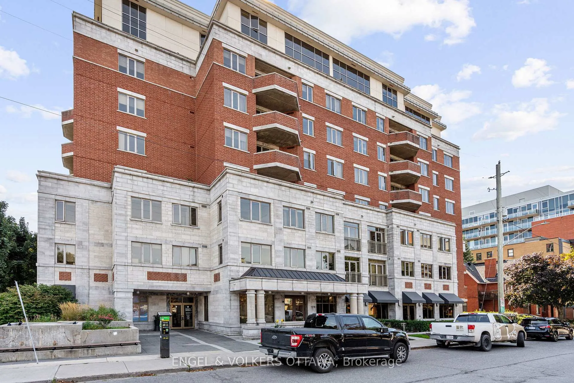 Photo 1 of Unit 208, 320 Mcleod Street, Ottawa, Ottawa Centre — HOMEH