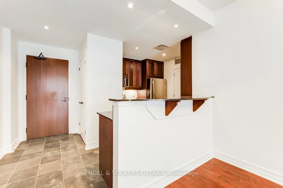 Photo 7 of Unit 208, 320 Mcleod Street, Ottawa, Ottawa Centre — HOMEH