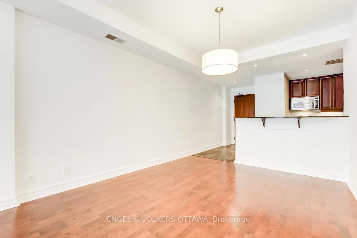 Photo 12 of Unit 208, 320 Mcleod Street, Ottawa, Ottawa Centre — HOMEH