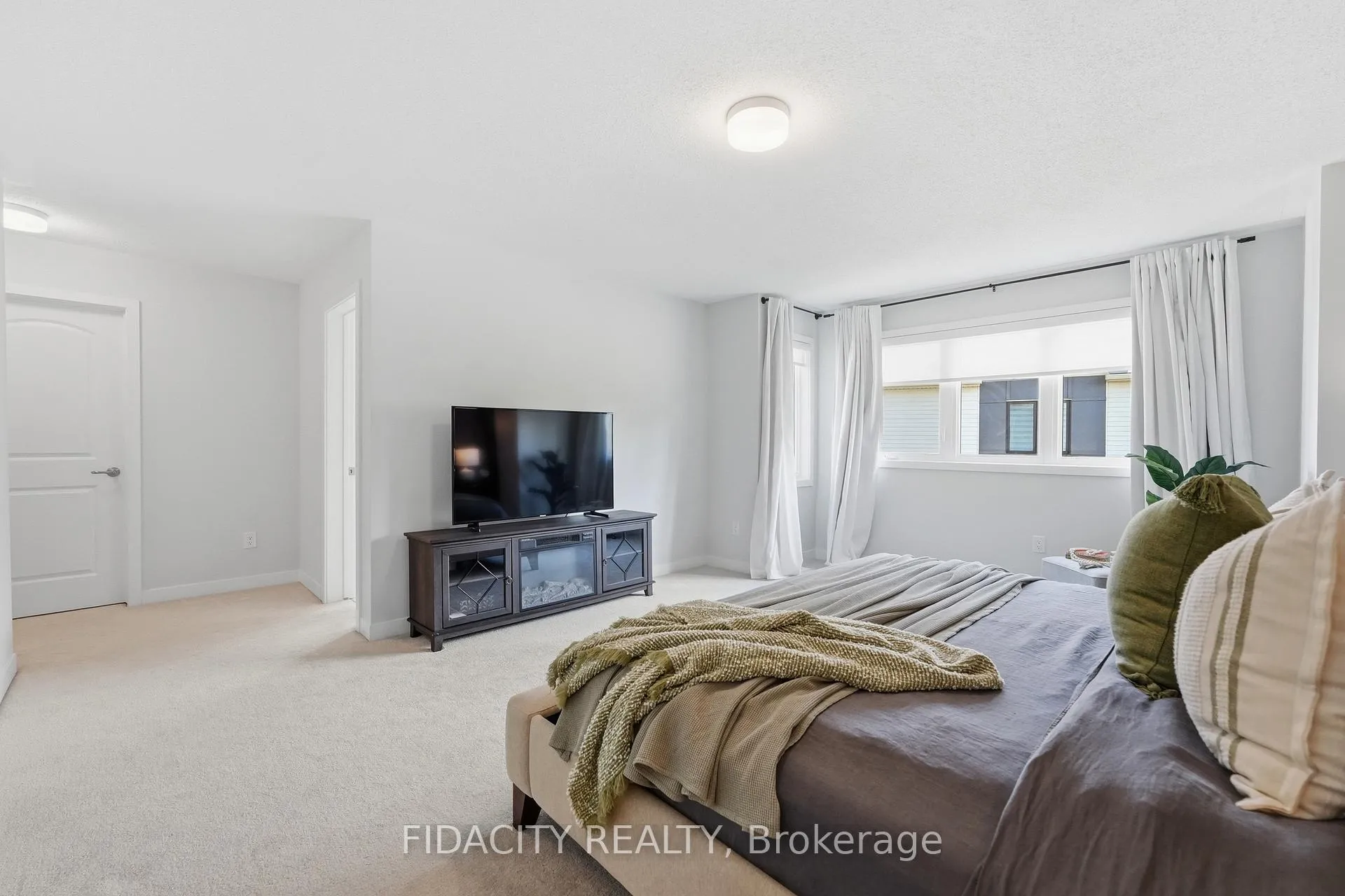 Photo 28 of 1002 Curraglass Walk, Ottawa, Stittsville (North) — HOMEH