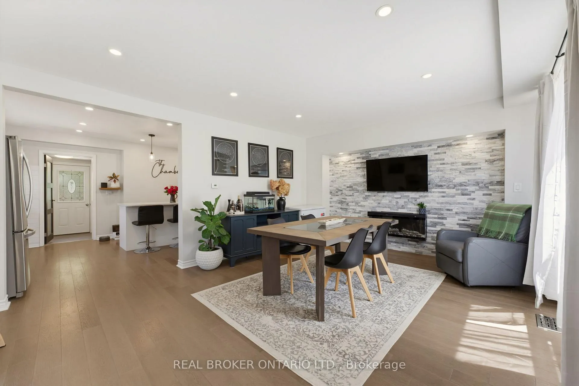 Photo 5 of 93 Patterson Street, Norfolk, Simcoe — HOMEH