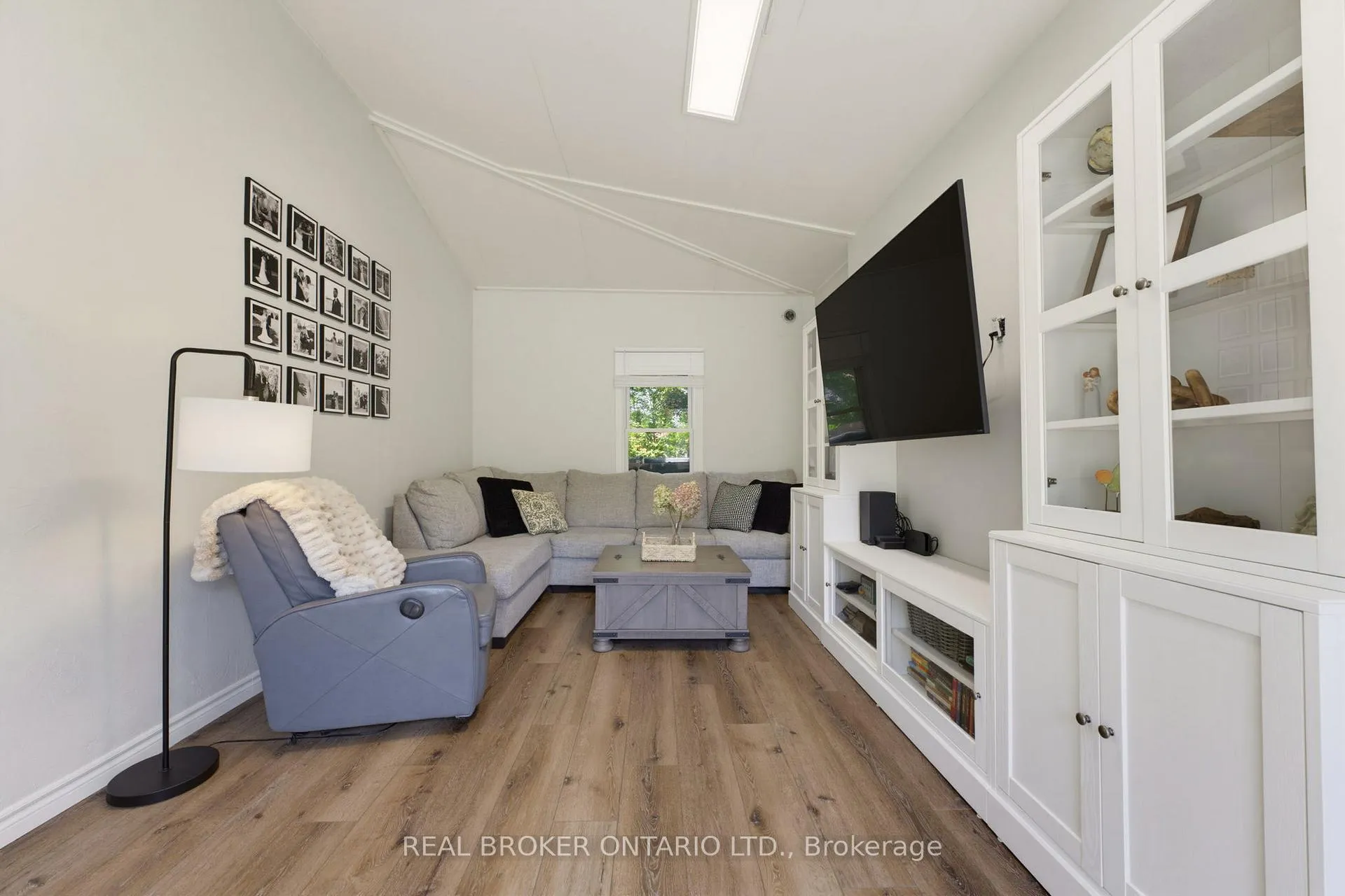 Photo 11 of 93 Patterson Street, Norfolk, Simcoe — HOMEH