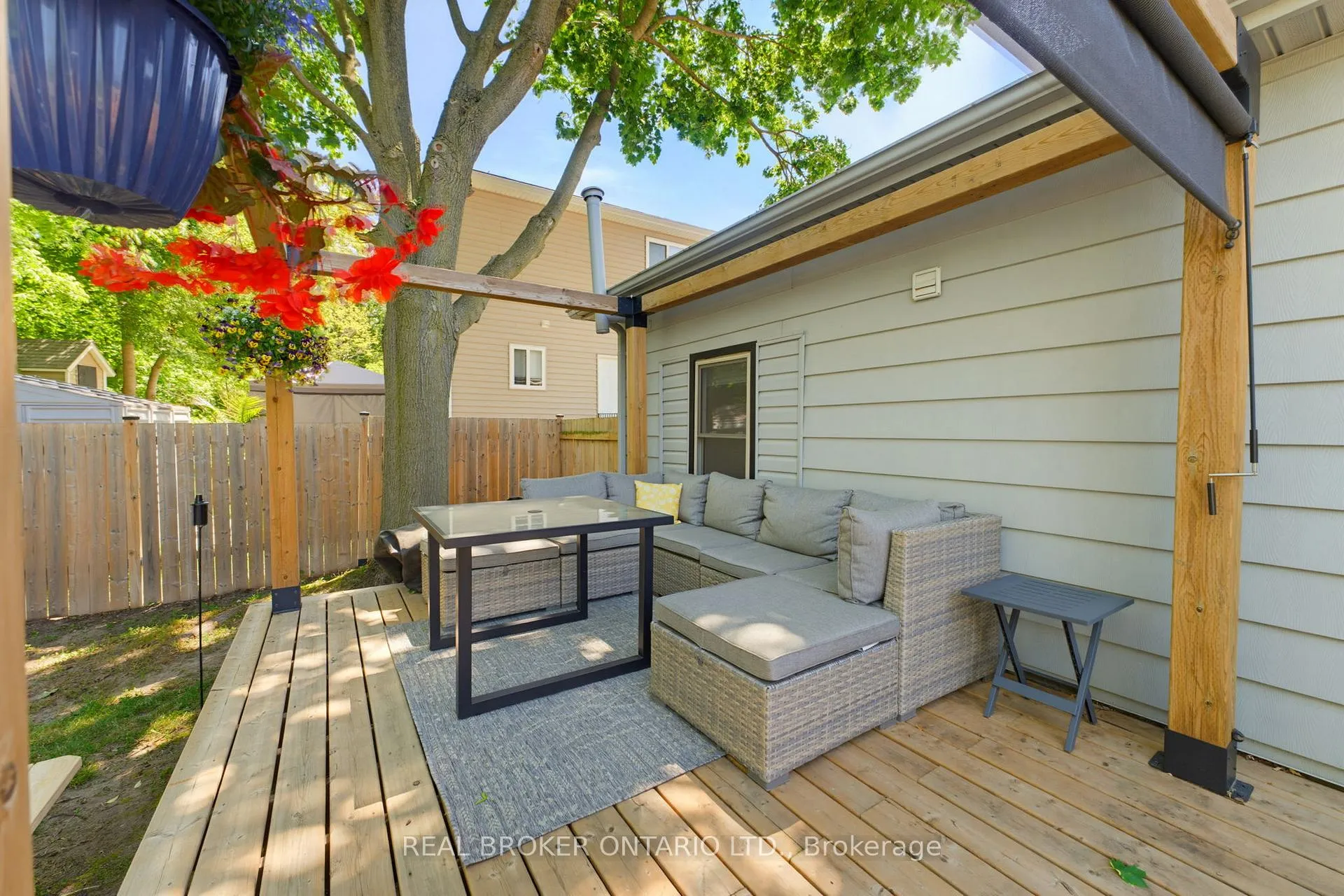 Photo 24 of 93 Patterson Street, Norfolk, Simcoe — HOMEH