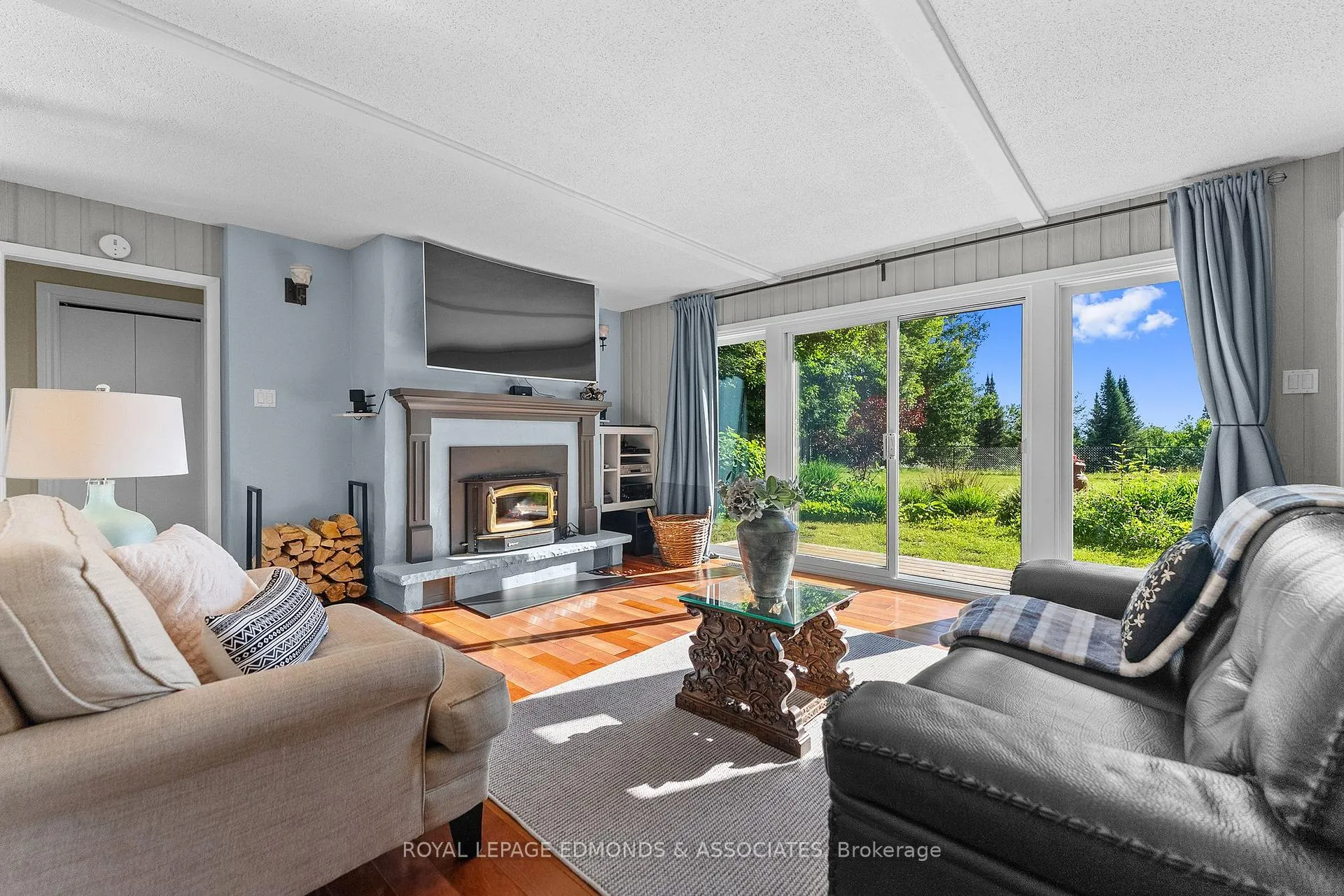 Photo 16 of 37 Selley Street, Petawawa, Petawawa — HOMEH