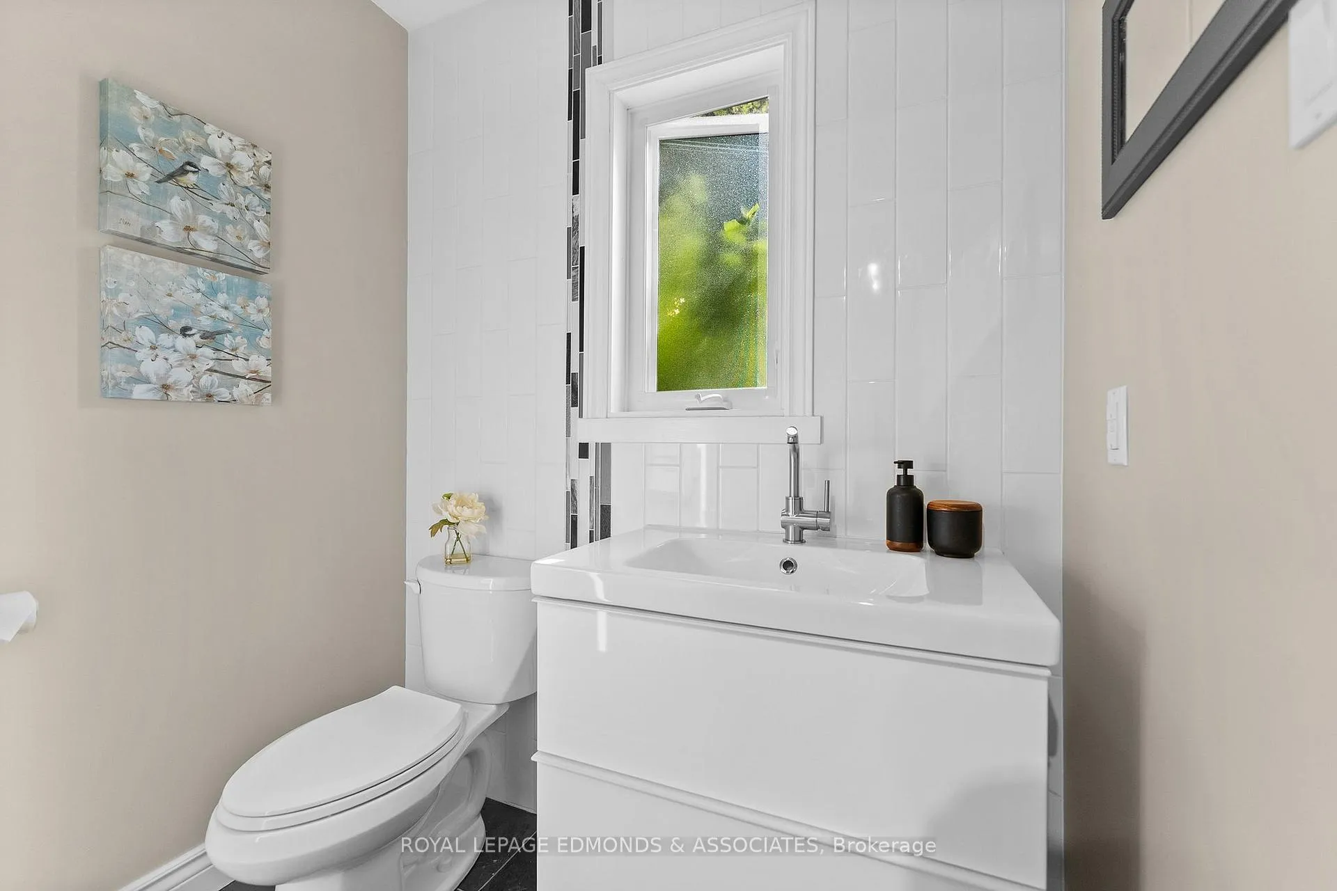Photo 20 of 37 Selley Street, Petawawa, Petawawa — HOMEH
