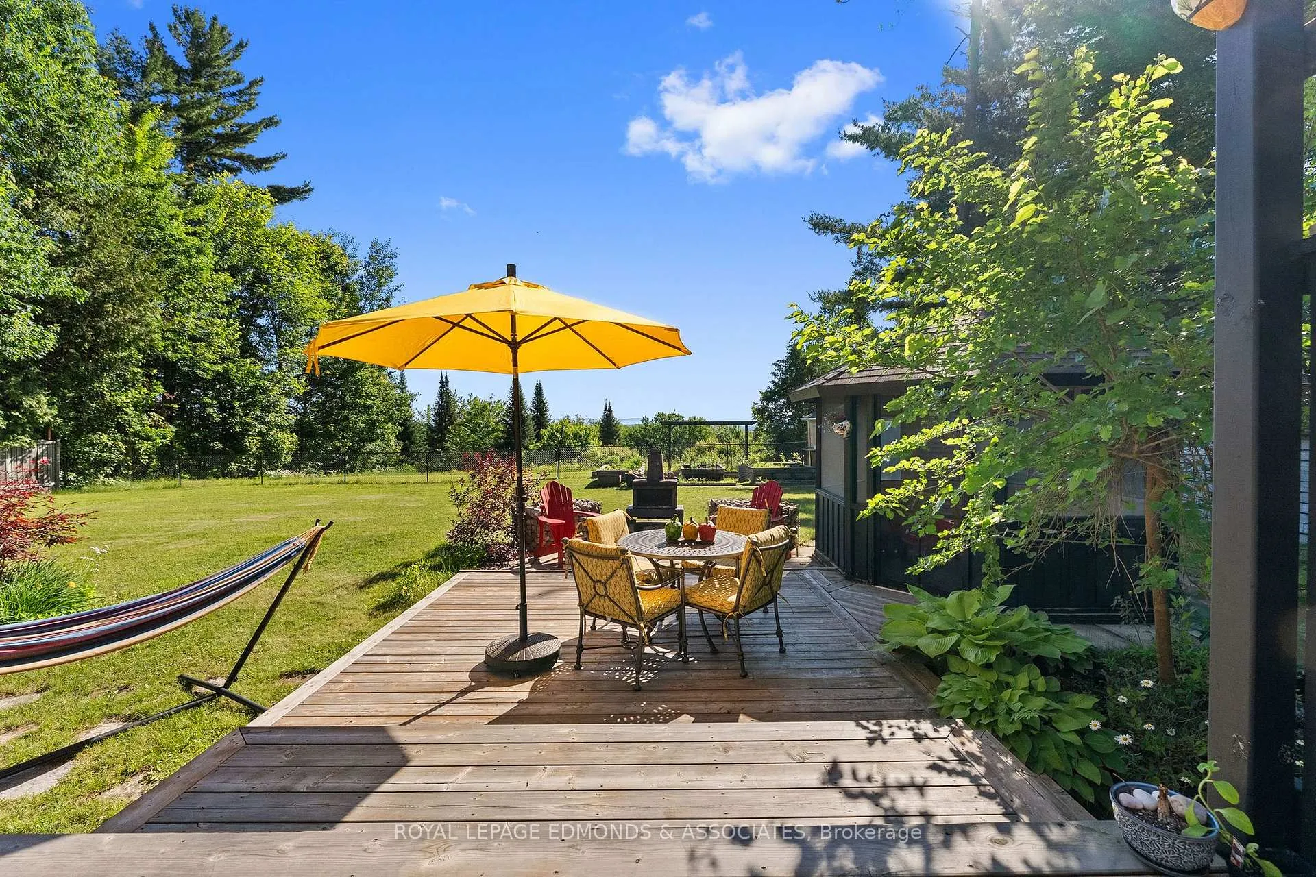 Photo 38 of 37 Selley Street, Petawawa, Petawawa — HOMEH
