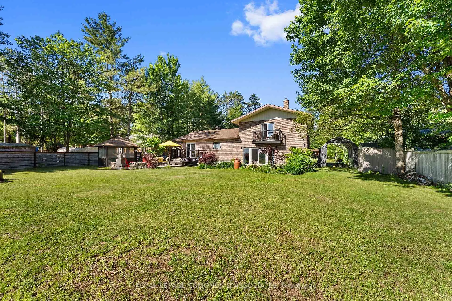 Photo 43 of 37 Selley Street, Petawawa, Petawawa — HOMEH