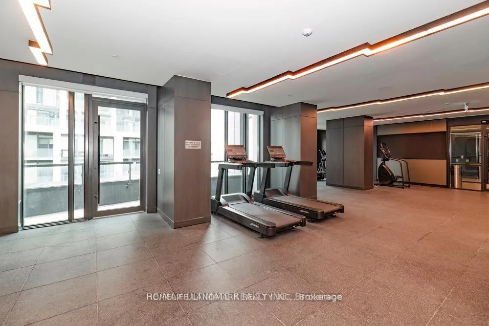 Photo 6 of Unit 3203, 20 Soudan Avenue, Toronto, Mount Pleasant West — HOMEH