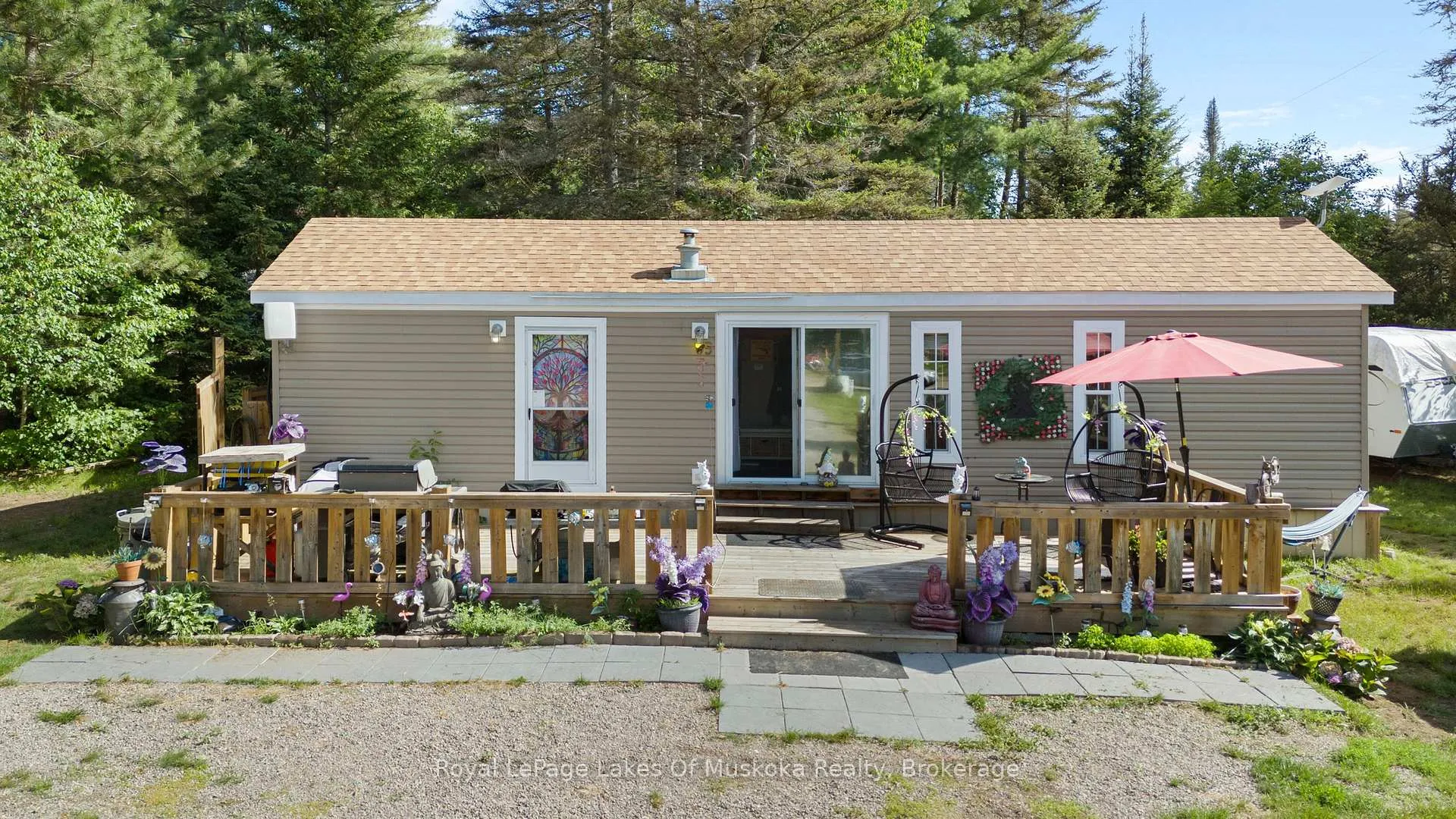 Photo 3 of Unit 5, 98 North Shore Road, Kearney, Proudfoot — HOMEH