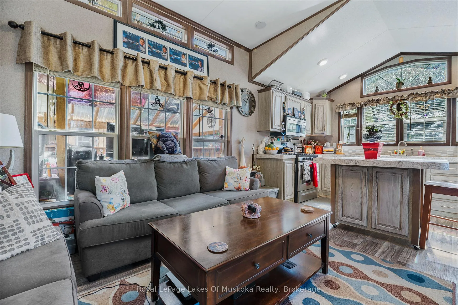 Photo 7 of Unit 5, 98 North Shore Road, Kearney, Proudfoot — HOMEH