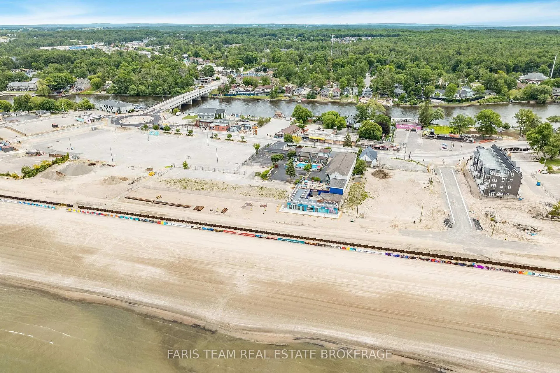 Photo 14 of 40 Nancy Street, Wasaga Beach — HOMEH