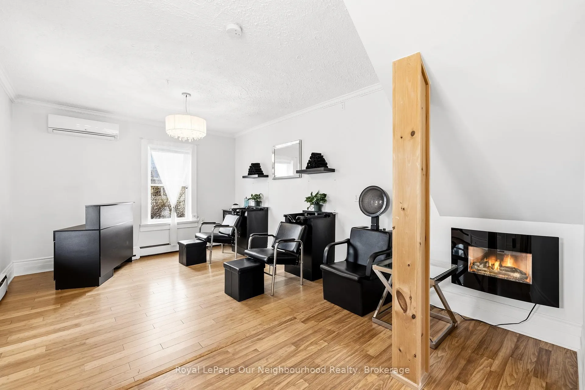 Photo 7 of 162 Dundas Street E, Quinte West, Trenton Ward — HOMEH