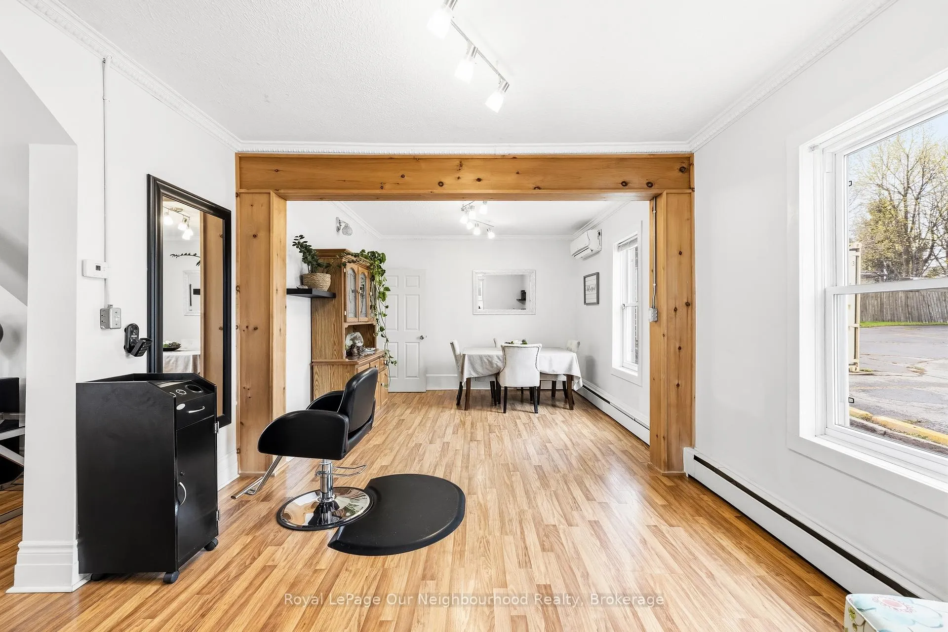 Photo 12 of 162 Dundas Street E, Quinte West, Trenton Ward — HOMEH