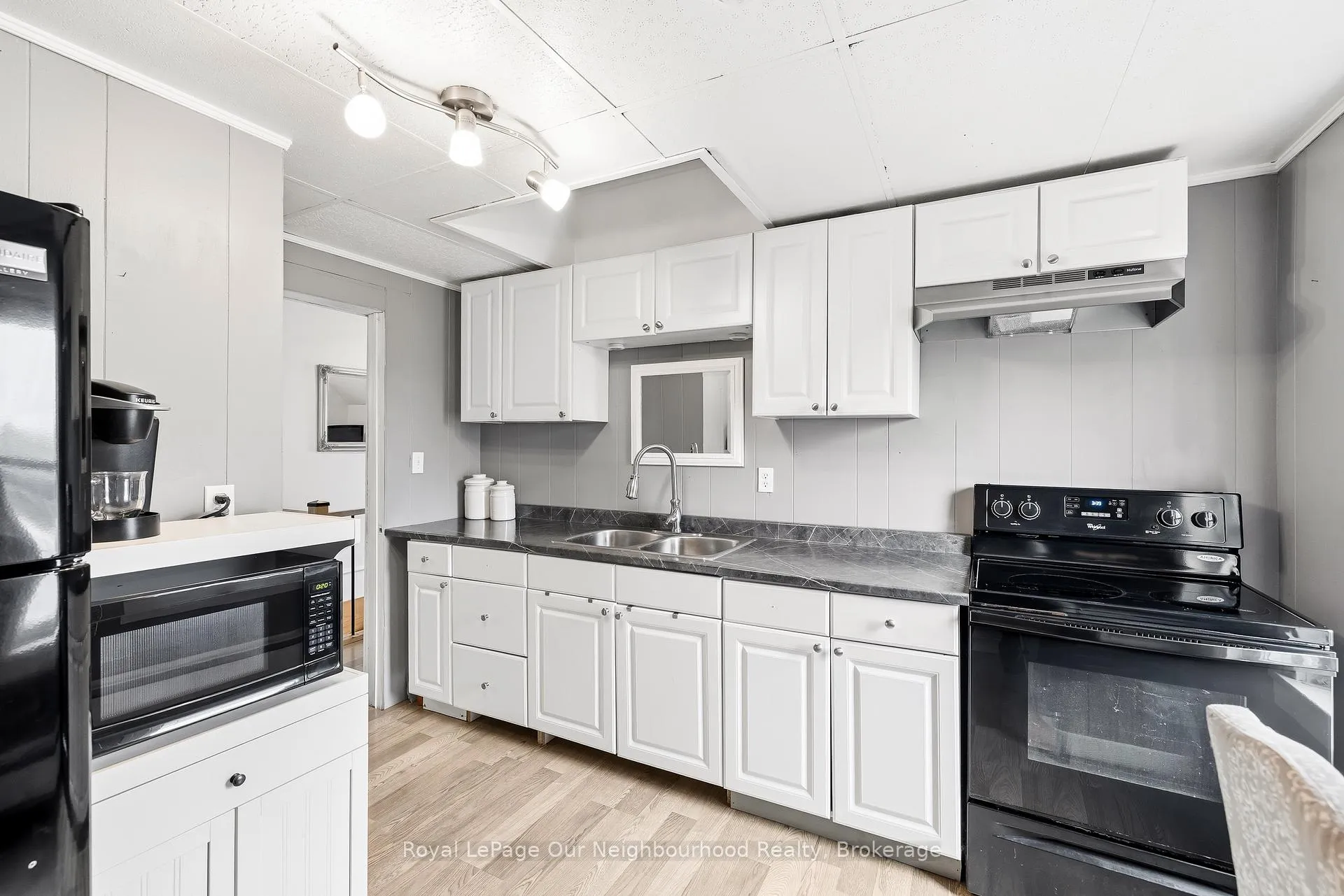 Photo 28 of 162 Dundas Street E, Quinte West, Trenton Ward — HOMEH