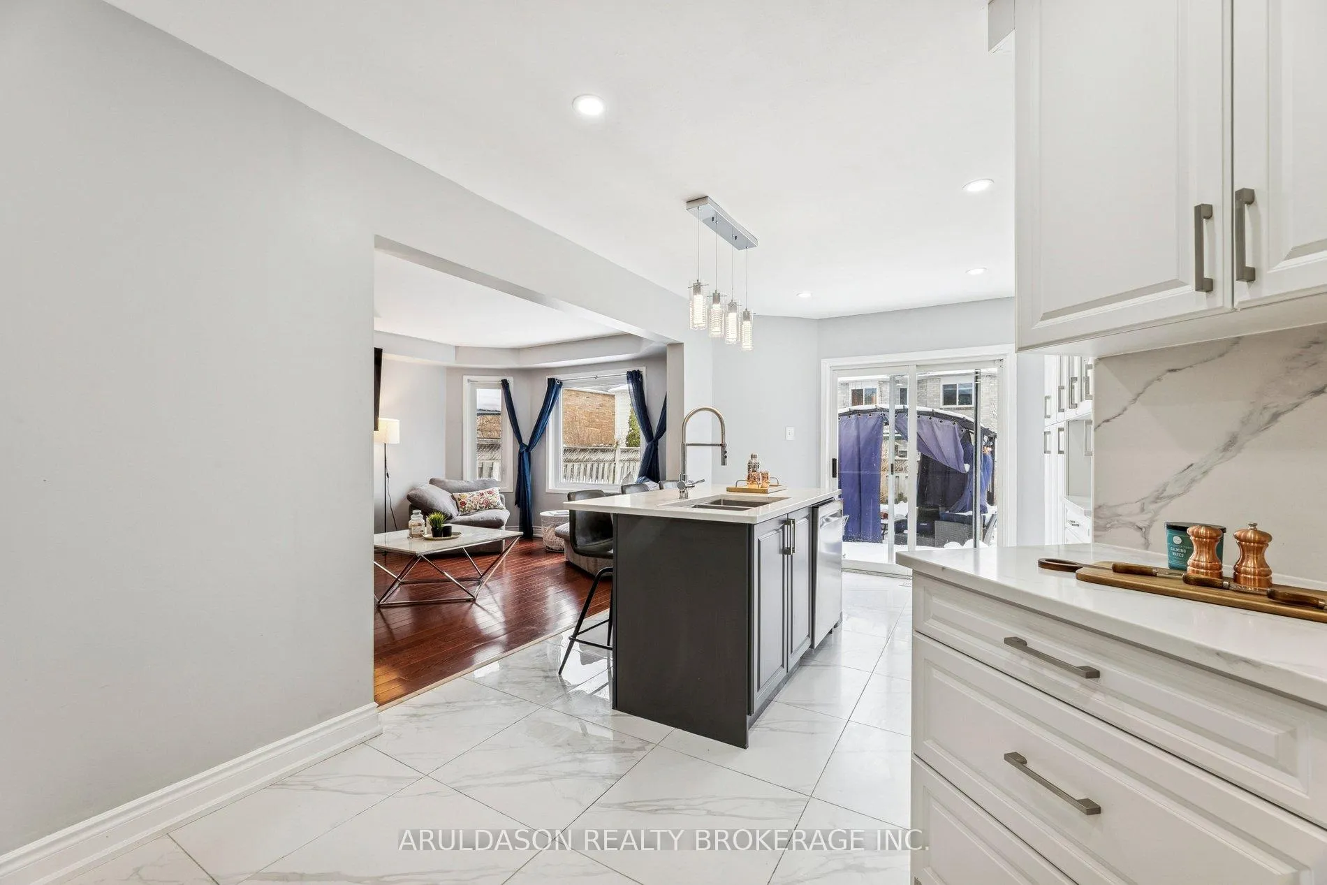 Photo 13 of 3 Booth Crescent, Ajax, Central — HOMEH