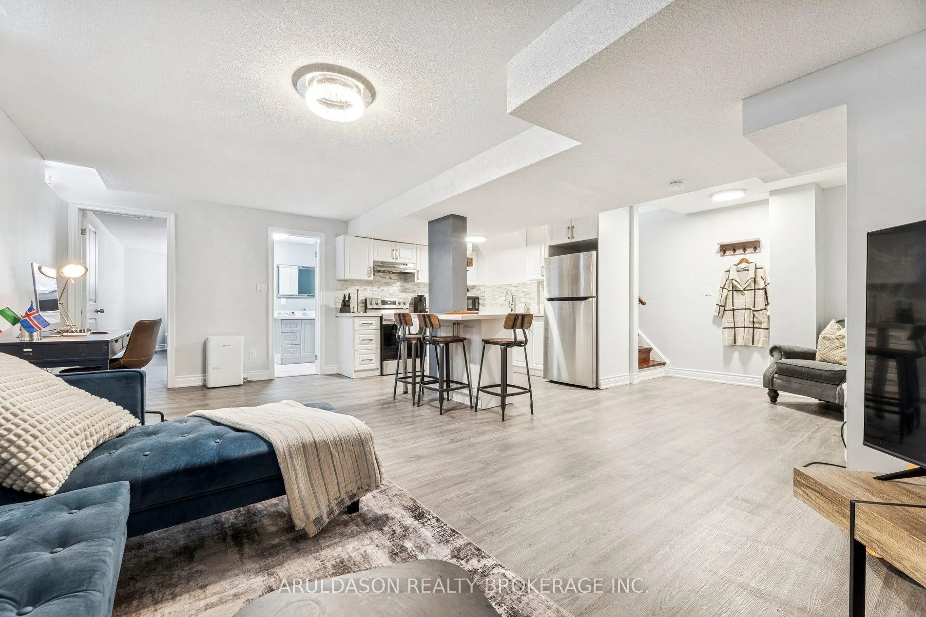 Photo 37 of 3 Booth Crescent, Ajax, Central — HOMEH