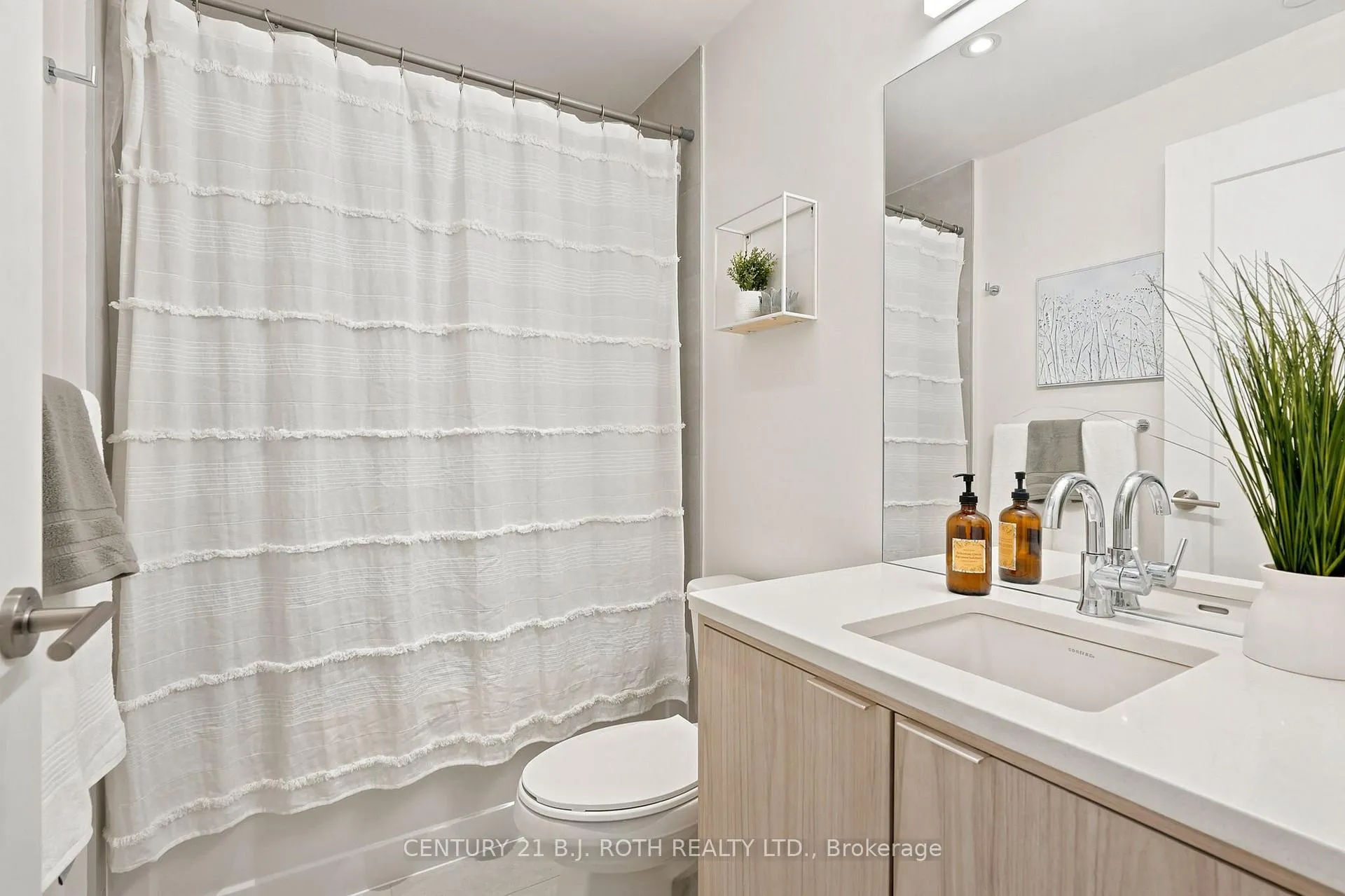 Photo 27 of Unit 301, 185 Dunlop Street E, Barrie, City Centre — HOMEH