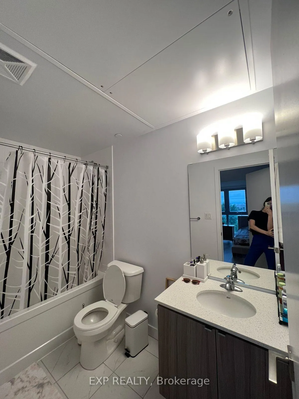 Photo 11 of Unit 703, 2433 Dufferin Street, North York, Briar Hill-Belgravia — HOMEH