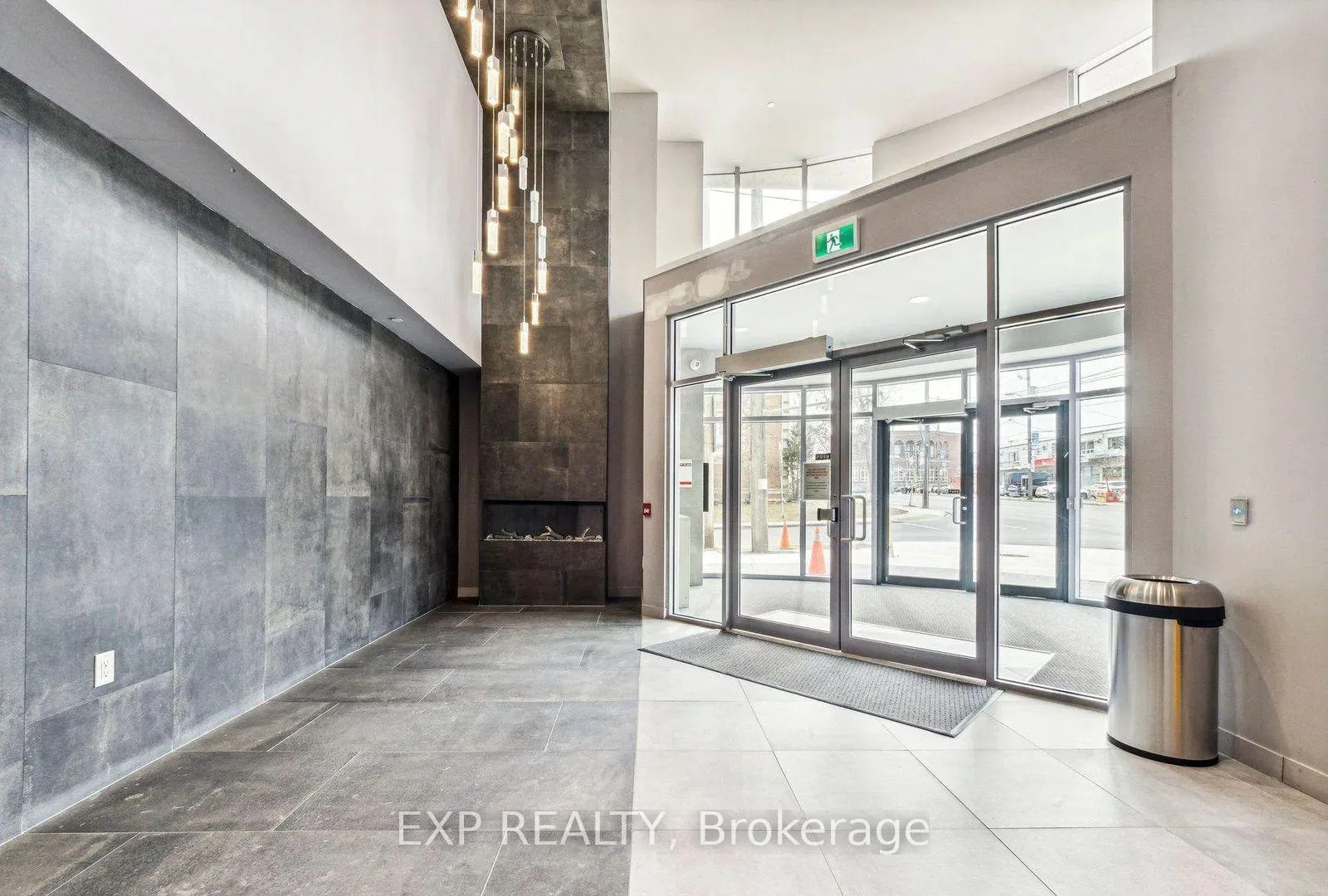 Photo 18 of Unit 703, 2433 Dufferin Street, North York, Briar Hill-Belgravia — HOMEH