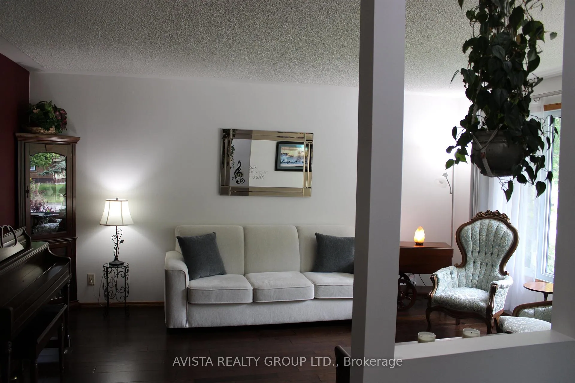 Photo 5 of 273 Fairbank PL, Thunder Bay, River Terrace — HOMEH