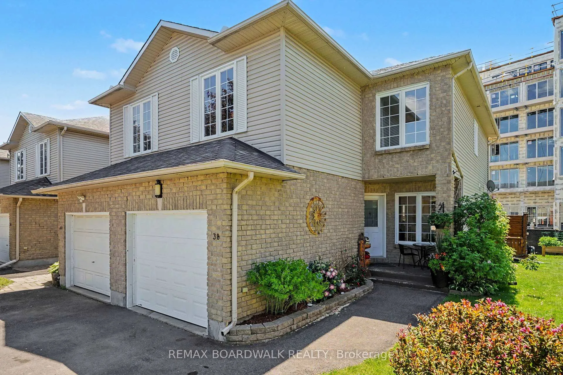 Photo 2 of 38 Roger Crescent, Casselman, Casselman — HOMEH