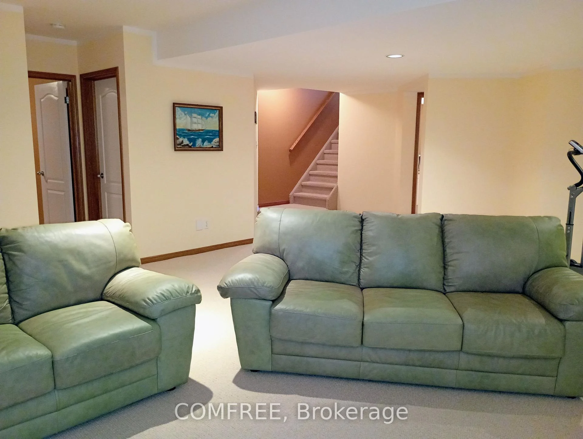 Photo 23 of 35 Tanya Drive, Southwest Middlesex, Glencoe — HOMEH