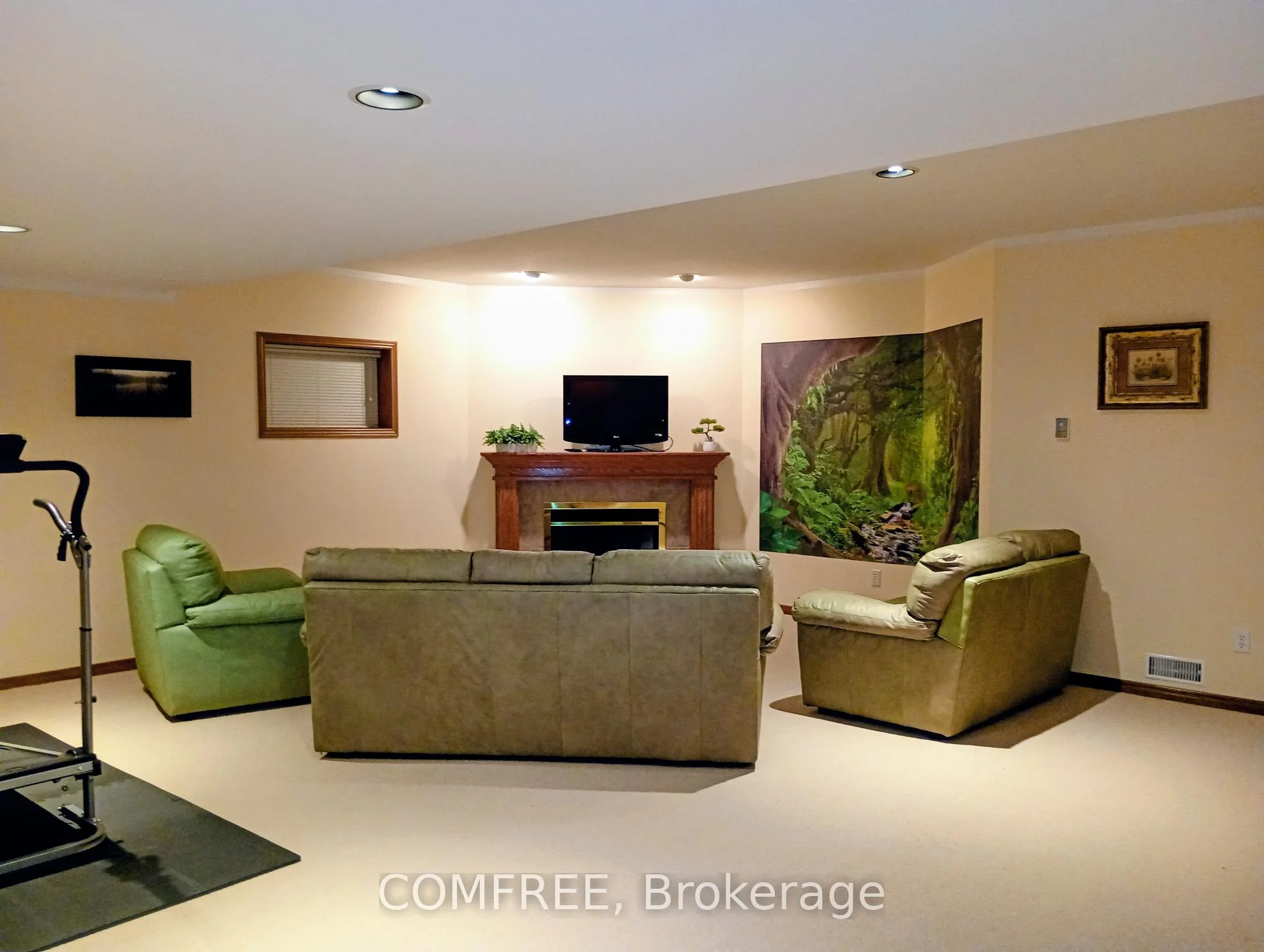 Photo 28 of 35 Tanya Drive, Southwest Middlesex, Glencoe — HOMEH
