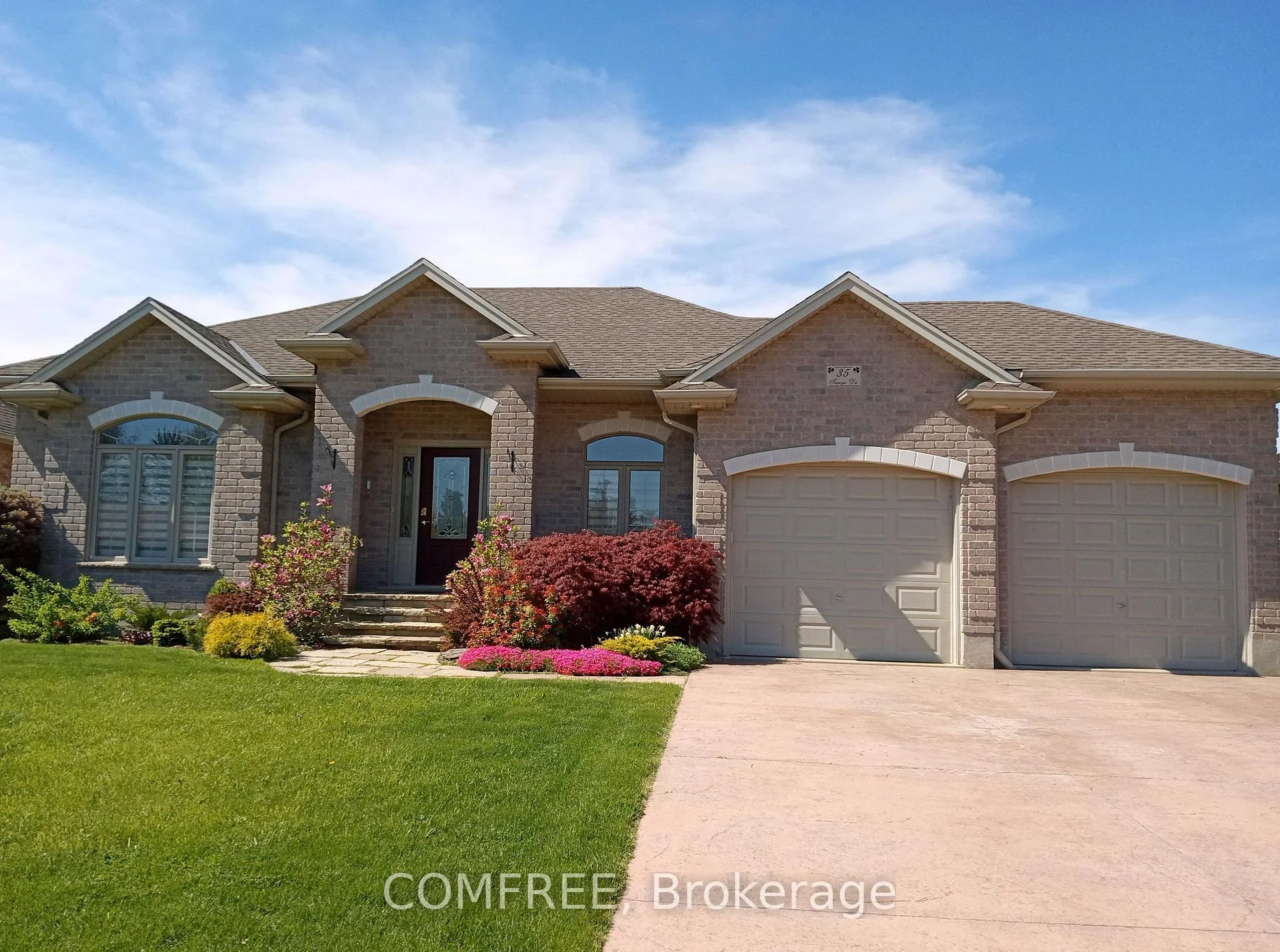 Photo 39 of 35 Tanya Drive, Southwest Middlesex, Glencoe — HOMEH